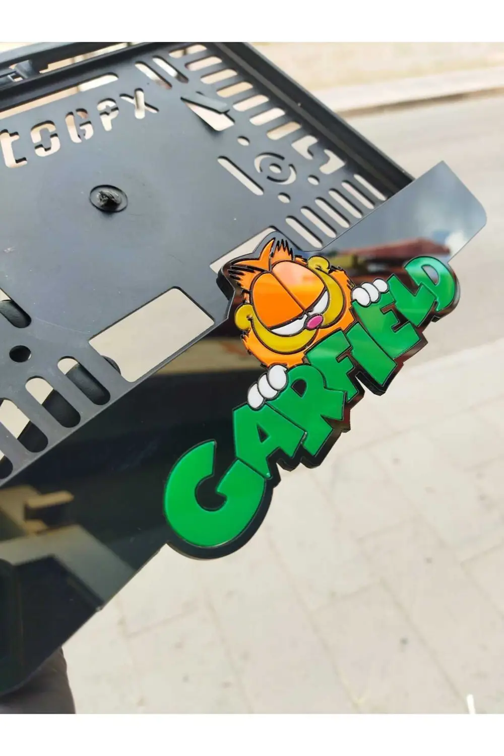 MOTORSİKLET PLAKALIK GARFIELD LAZER KESİM PLEKSİ