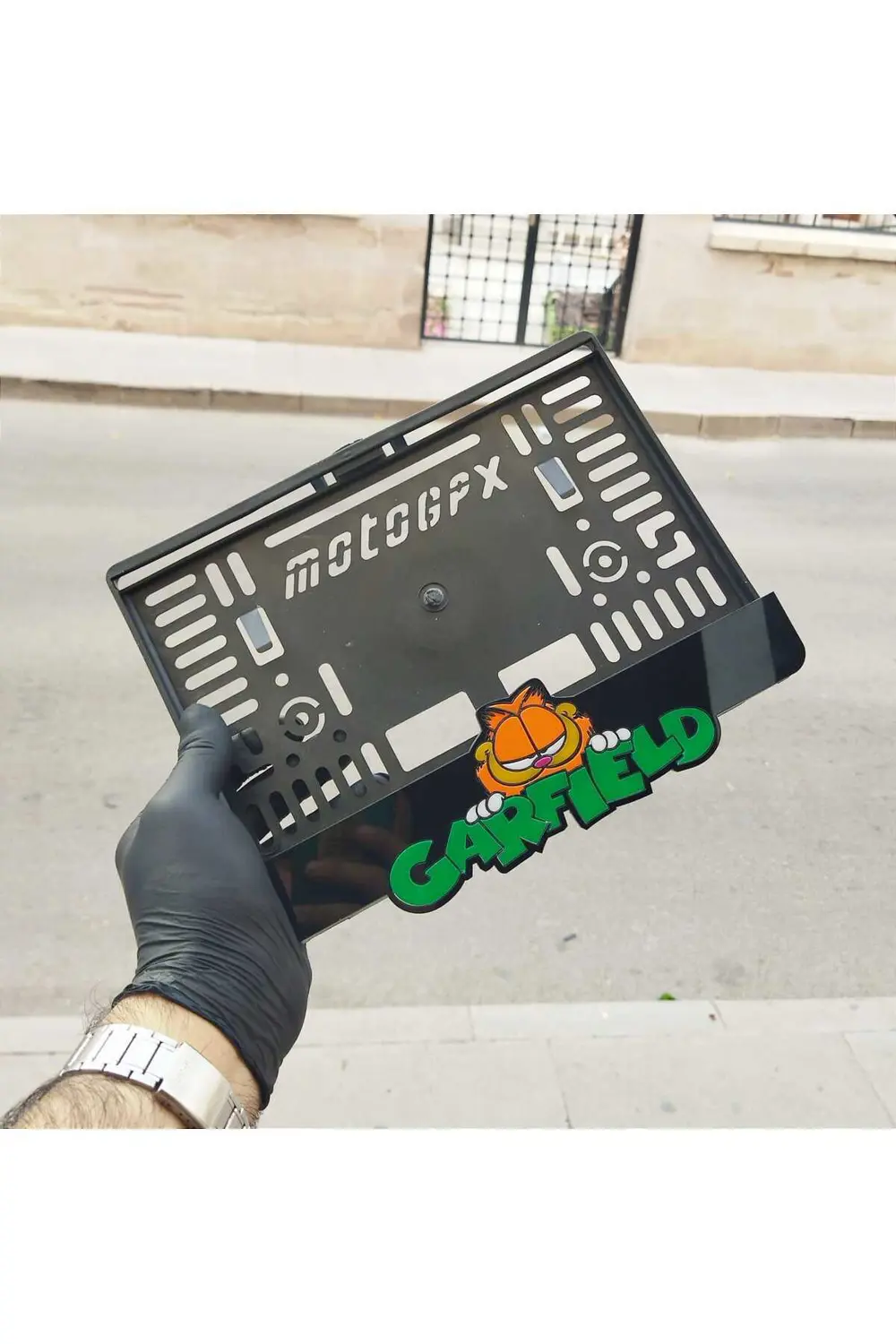 MOTORSİKLET PLAKALIK GARFIELD LAZER KESİM PLEKSİ