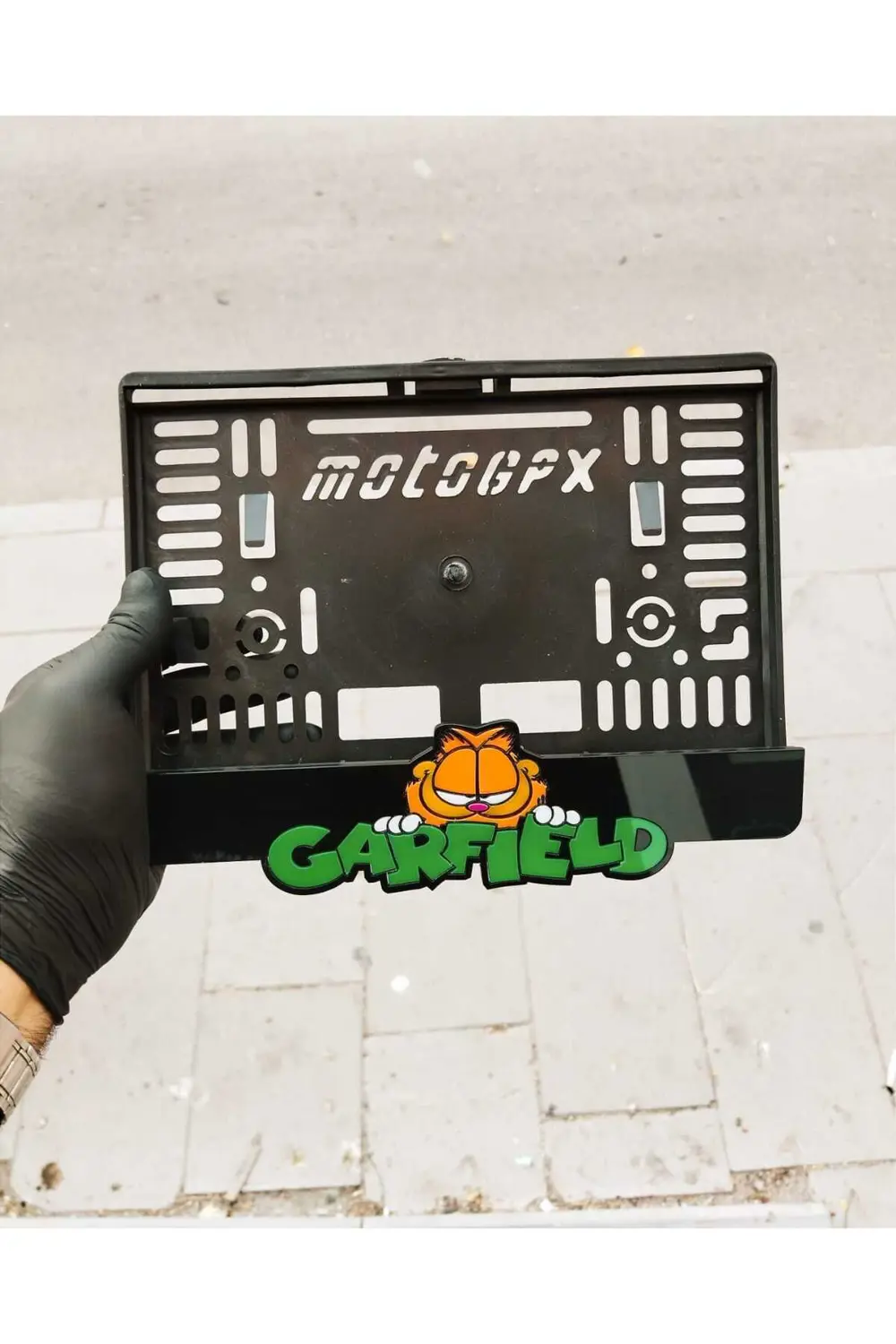 MOTORSİKLET PLAKALIK GARFIELD LAZER KESİM PLEKSİ