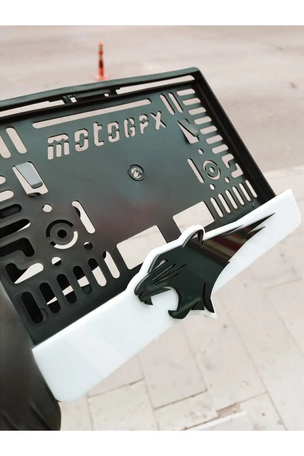 MOTORSİKLET PLAKALIK LAZER KESİM PLEKSİ