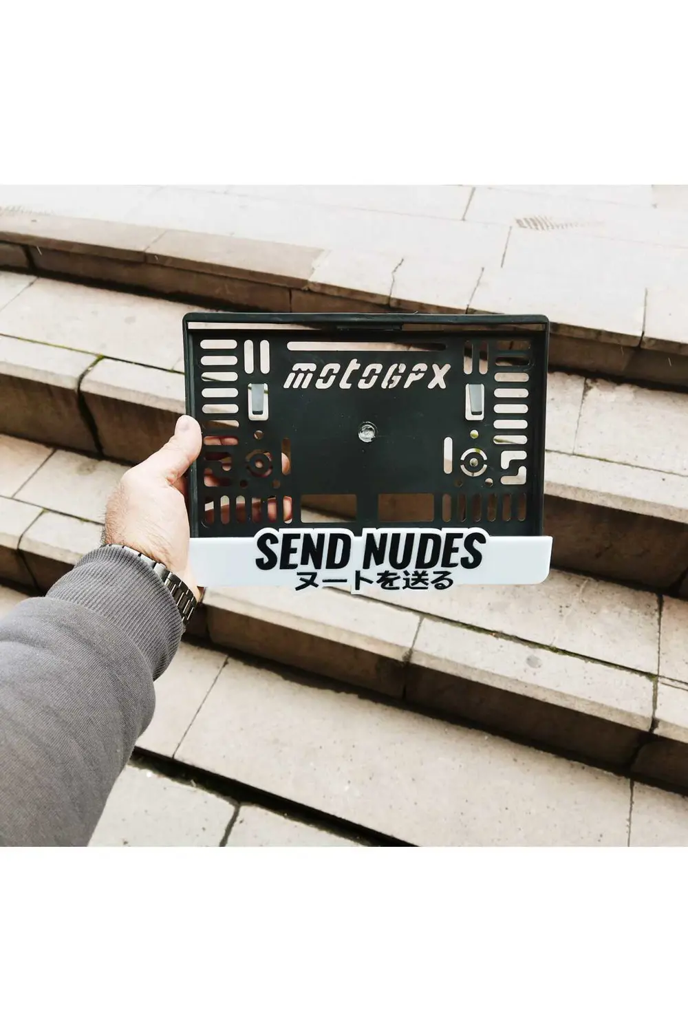 Motorsiklet Plakalık SEND NUDES Lazer Kesim Pleksi | Isimli Plaka