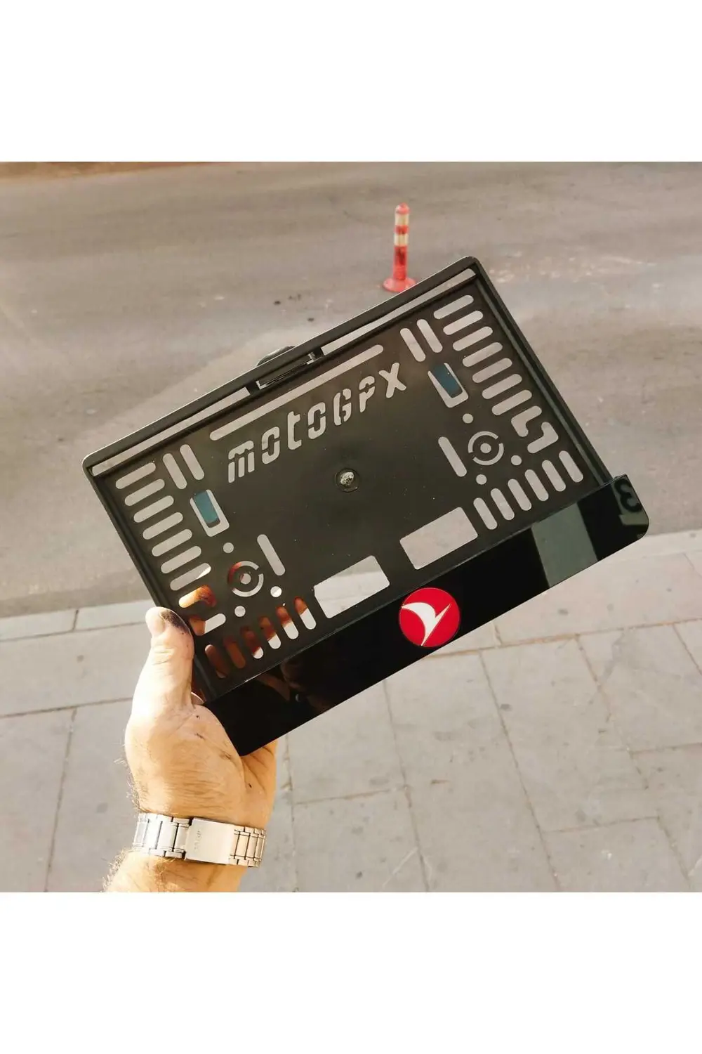 MOTORSİKLET PLAKALIK TURKISH AIRLINES LOGOLU LAZER KESİM PLEKSİ