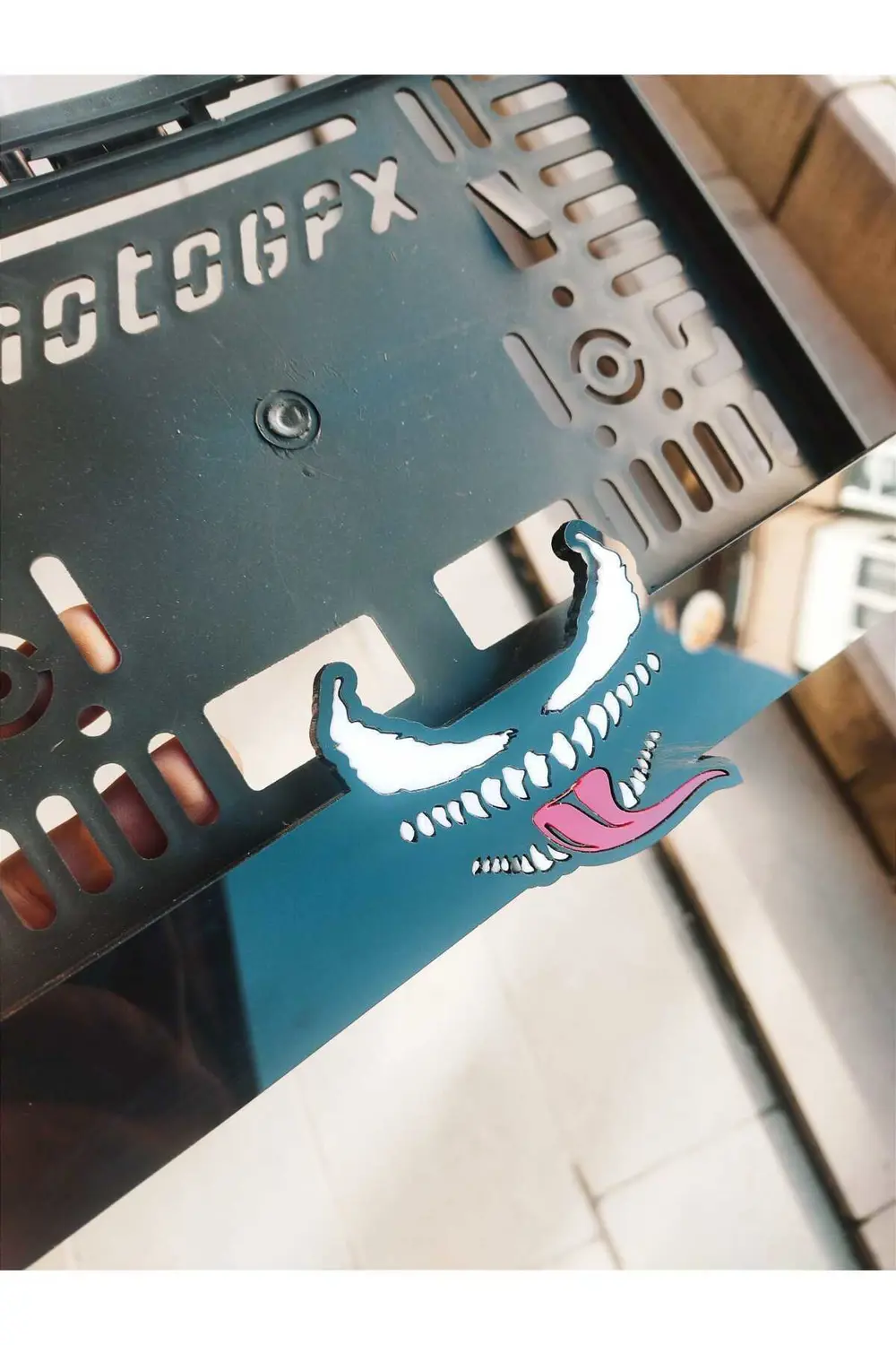 Motorsiklet Plakalık VENOM Lazer Kesim Pleksi | motor plakalık Uy