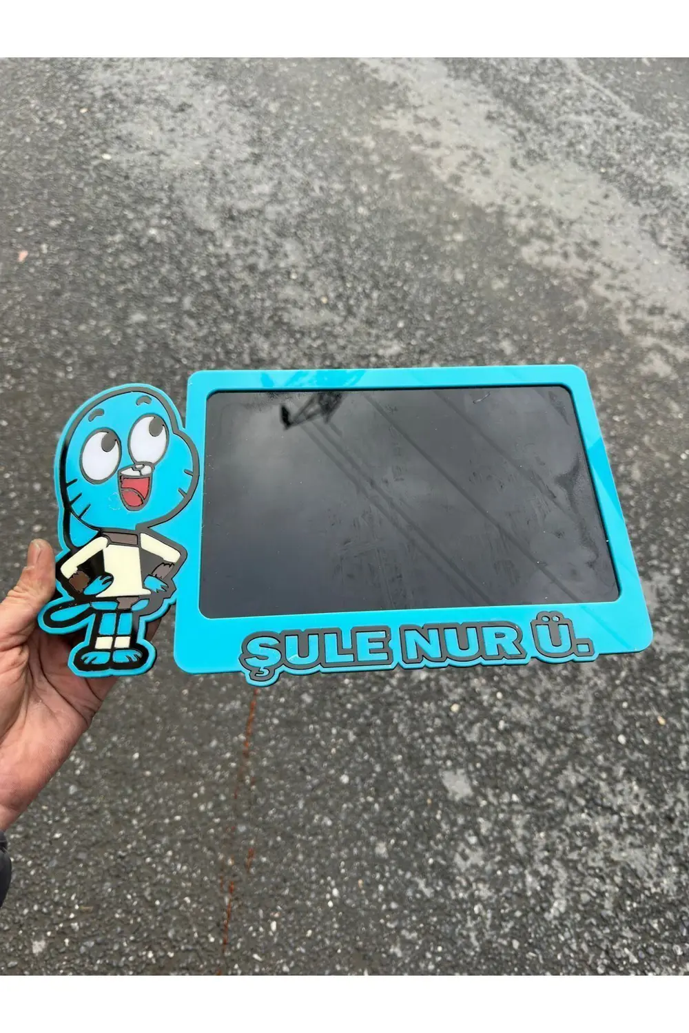 MOTORSİKLET PLEKSİ PLAKALIK Özel Tasarım (Gumball)