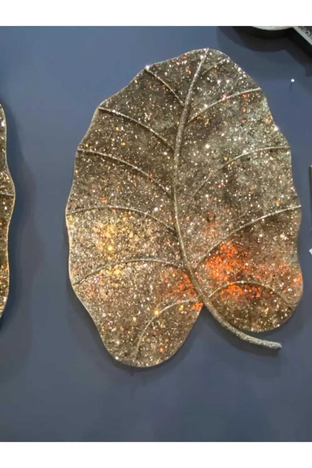 Mozaik Yaprak Duvarlık Dekor 64*4*86 Cm