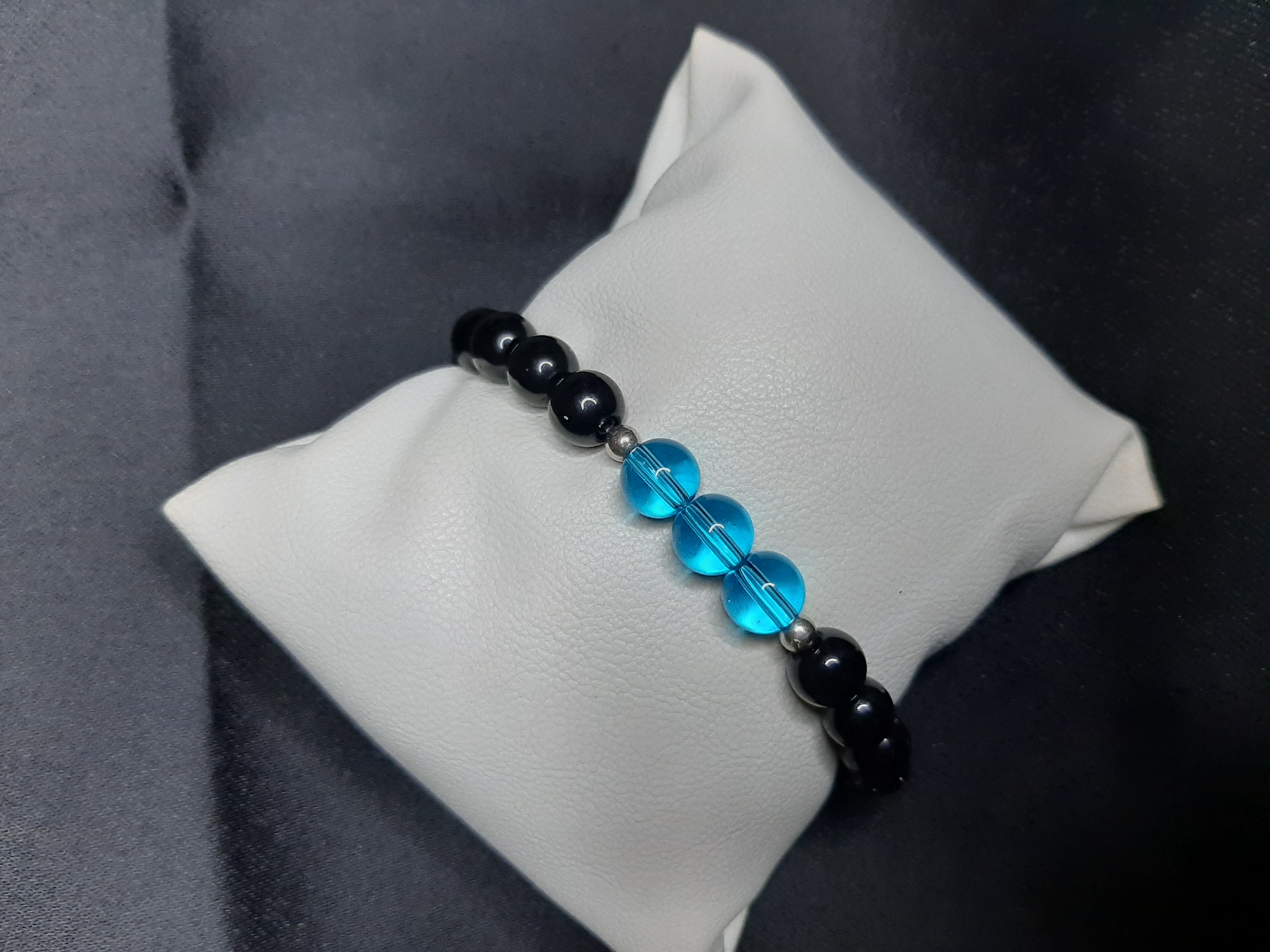 MRYart Doğal Görünümlü Siyah Hematit & Mavi Cam Boncuklu El Yapımı Bileklik - Unisex