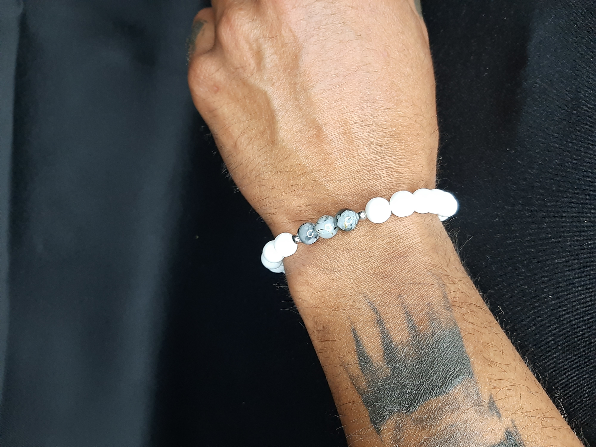 MRYartBeyaz Akik & Kar Tanesi Obsidyen Doğal Taş Unisex Elastik Bileklik (8 mm)