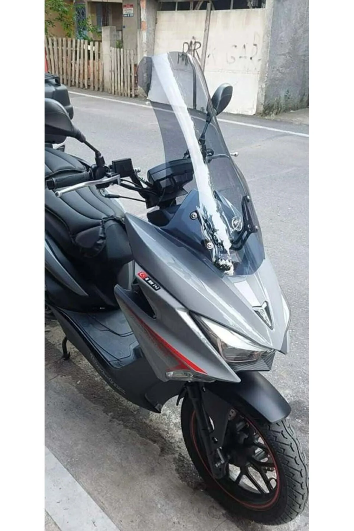 Mtx 125 Ön Cam 2022-2026 Model 65cm Füme Renkli 4mm ORTA BOYLU