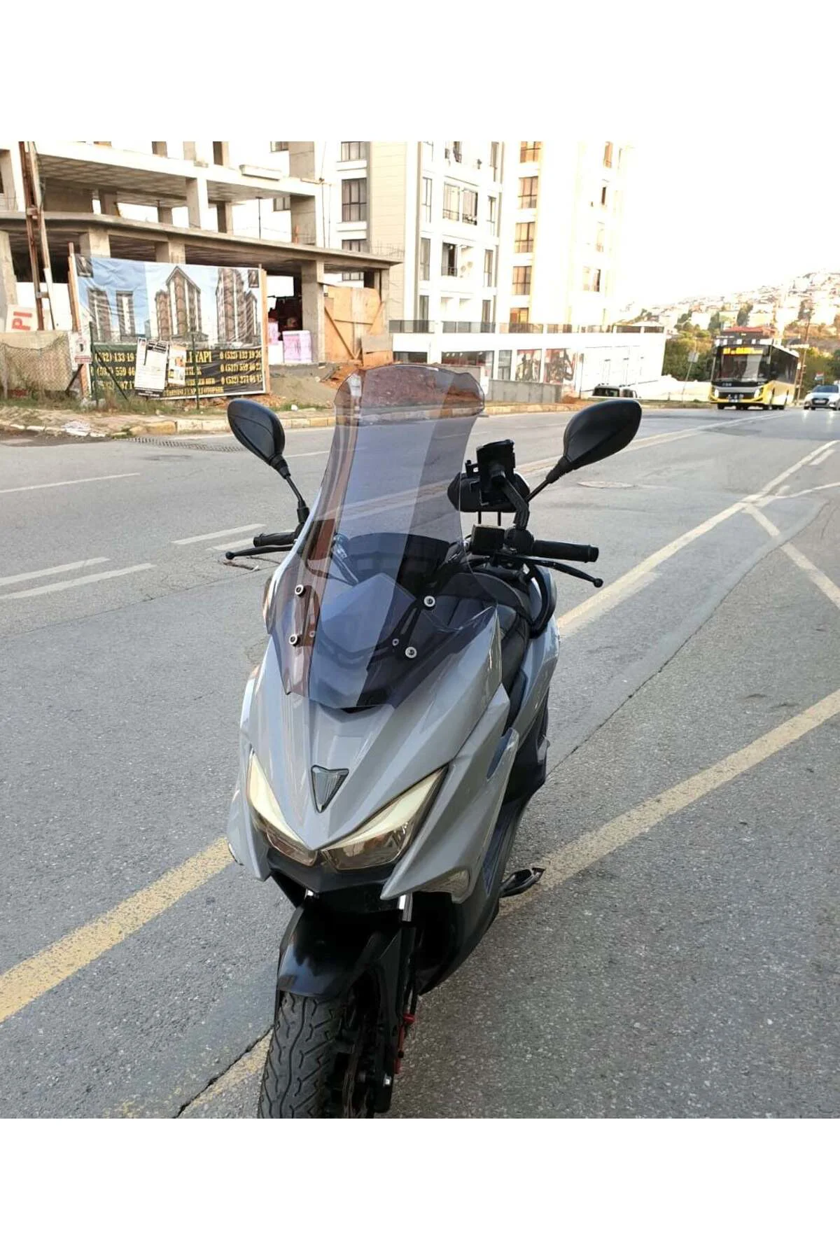 Mtx 125 Ön Cam 2022-2026 Model 65cm Füme Renkli 4mm ORTA BOYLU