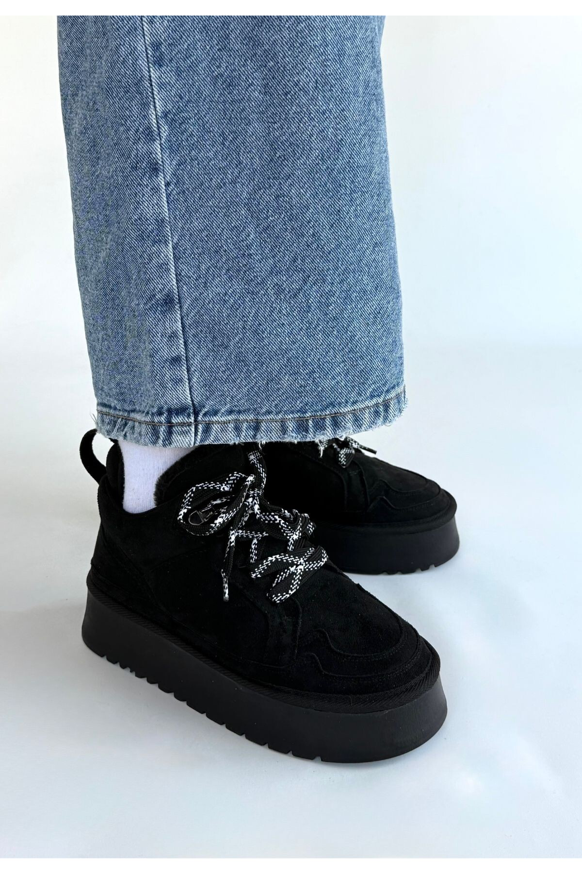Muden Siyah Süet Bağcıklı Bot - Lisinya