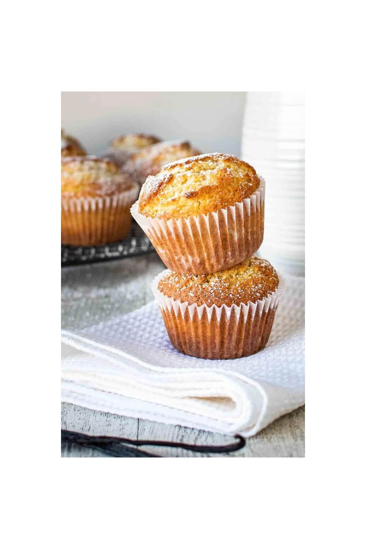 Muffin Kağıt Kek Kapsülü İnce Beyaz Mini 100lü