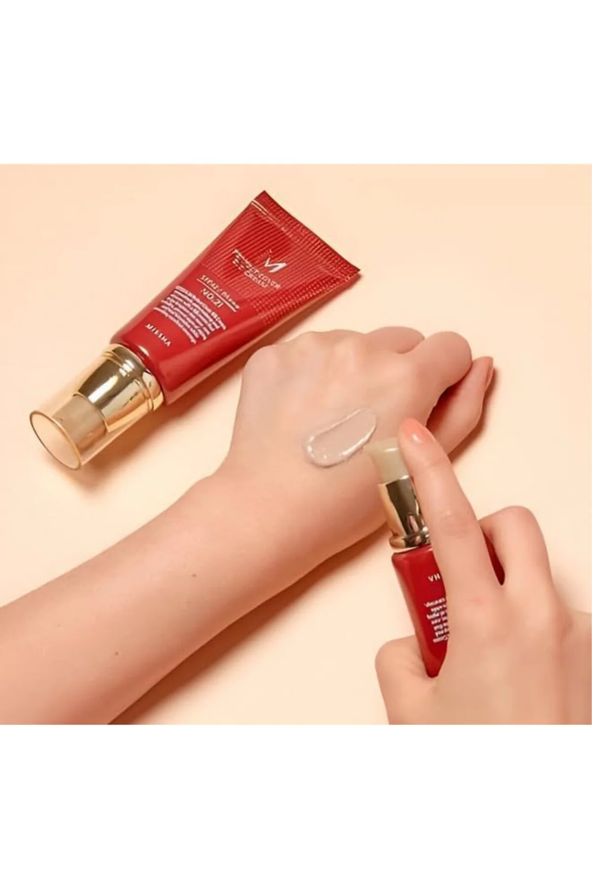 Mükemmel Kapatıcılık Sunan Çok Fonksiyonlu M Perfect Cover BB Kre