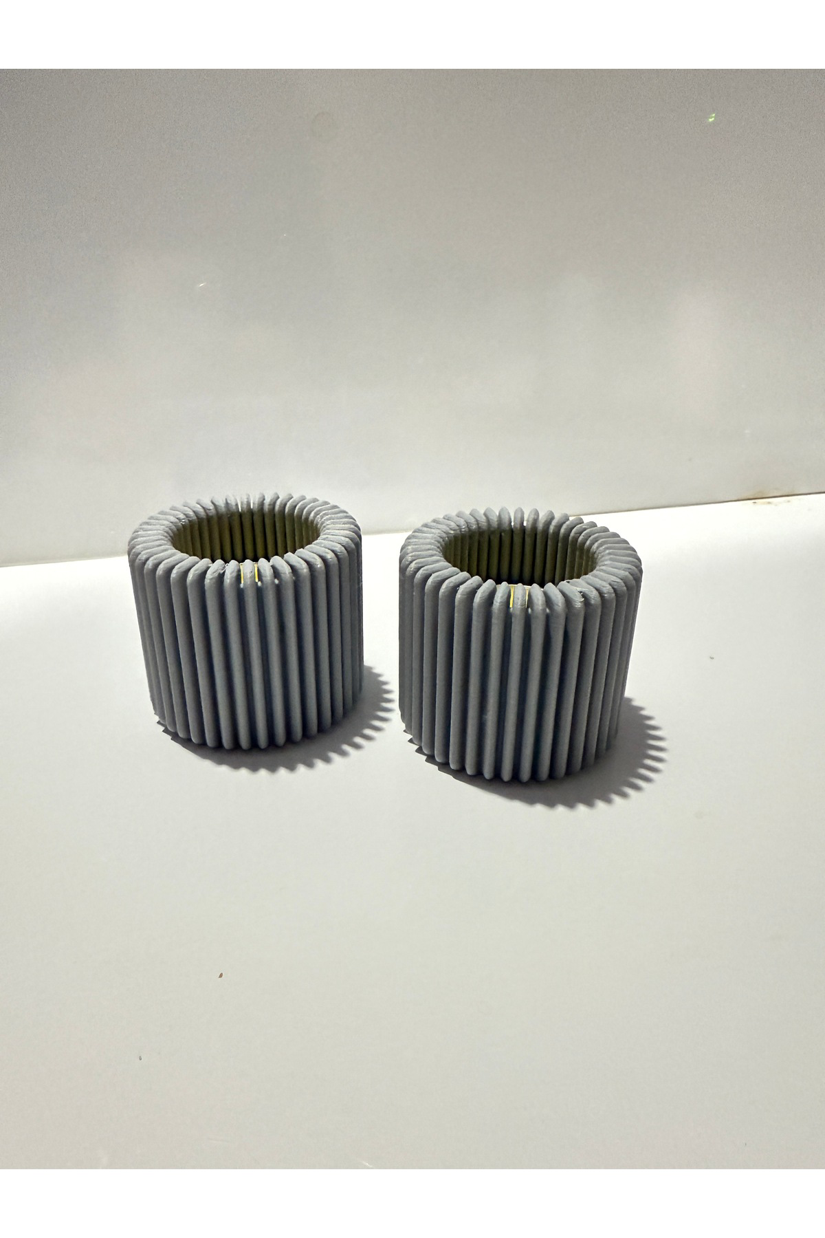 Mumluk Özel Tasarım Gri Renk Carbon Fiber Malzeme Dekoratif Obje