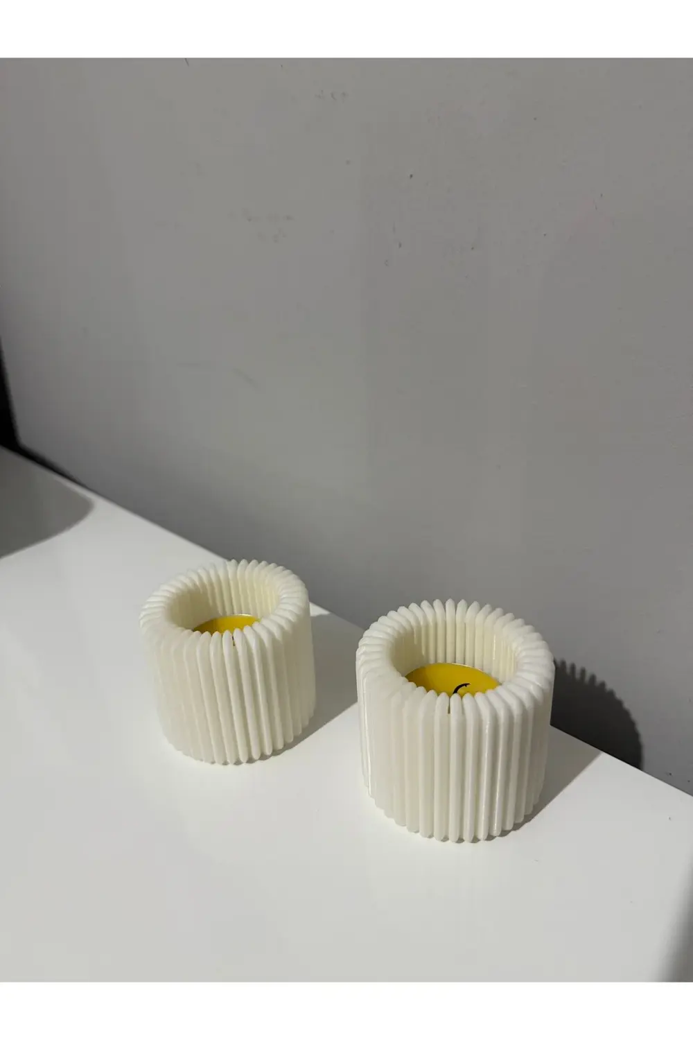 Mumluk Özel Tasarım Beyaz Renk Carbon Fiber Malzeme Dekoratif Obj