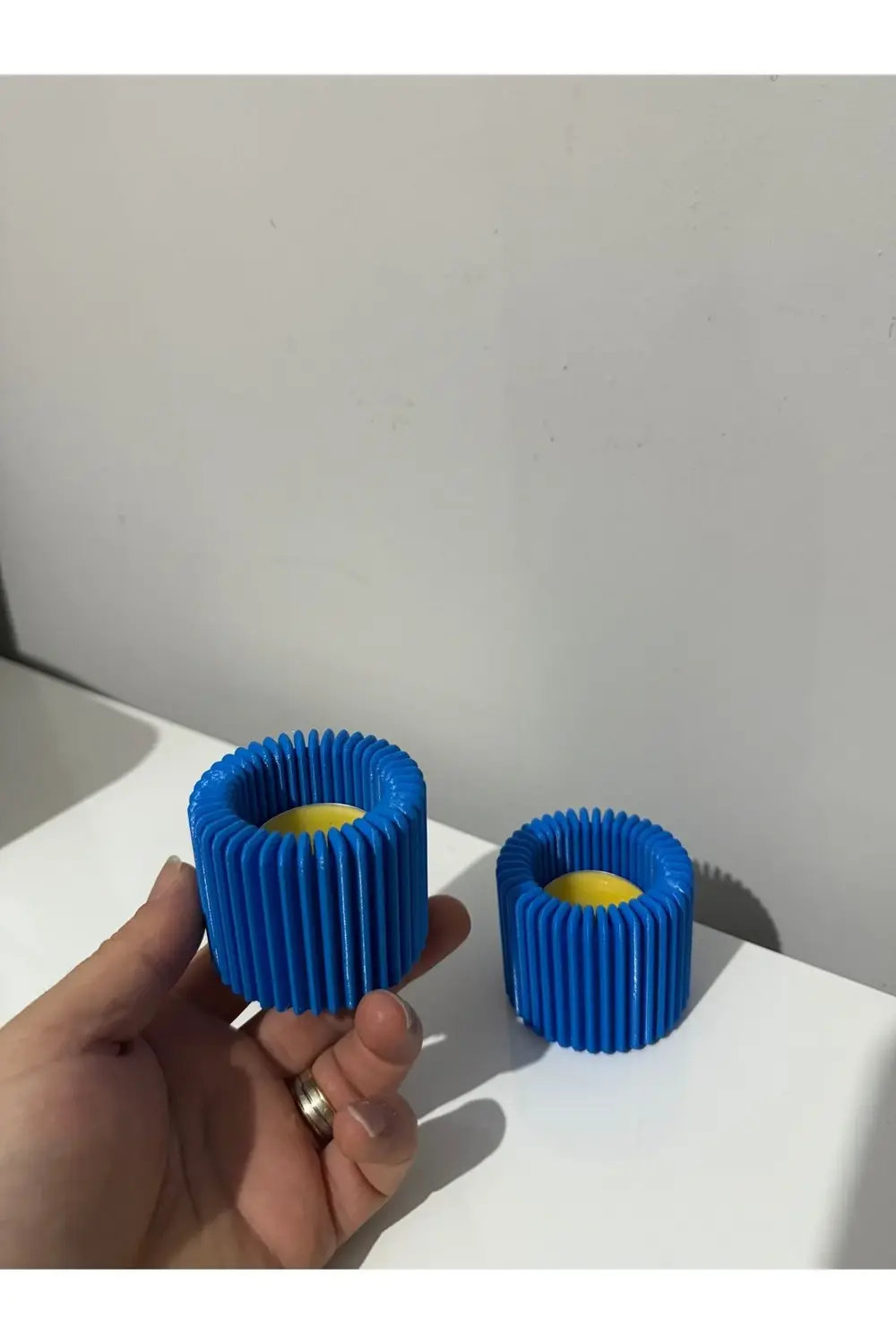 Mumluk özel tasarım mavi renk carbon fiber malzeme dekoratif obje