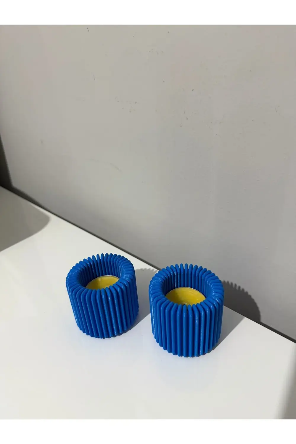 Mumluk özel tasarım mavi renk carbon fiber malzeme dekoratif obje