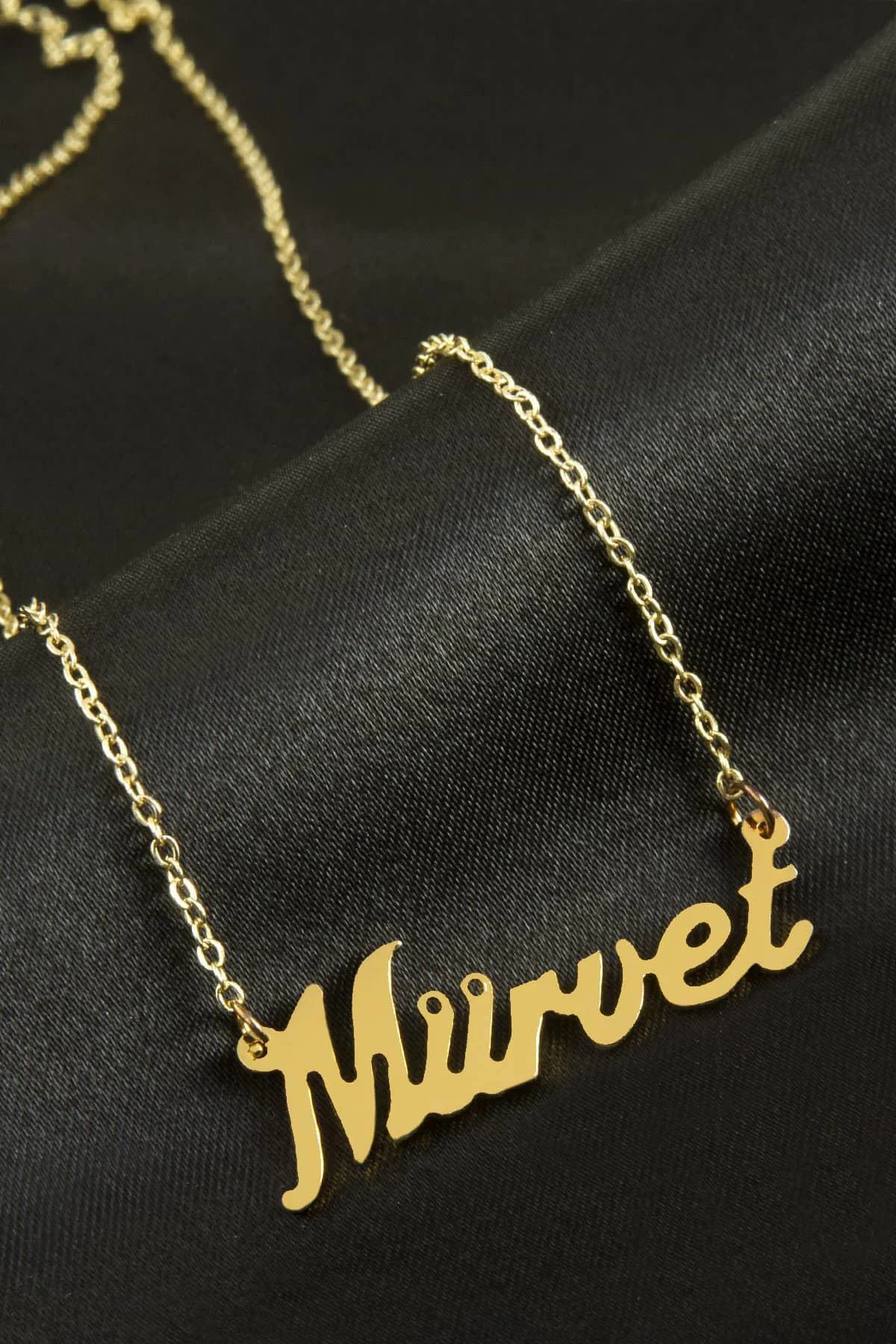 Mürvet İsimli Kolye (Kişiye Özel)