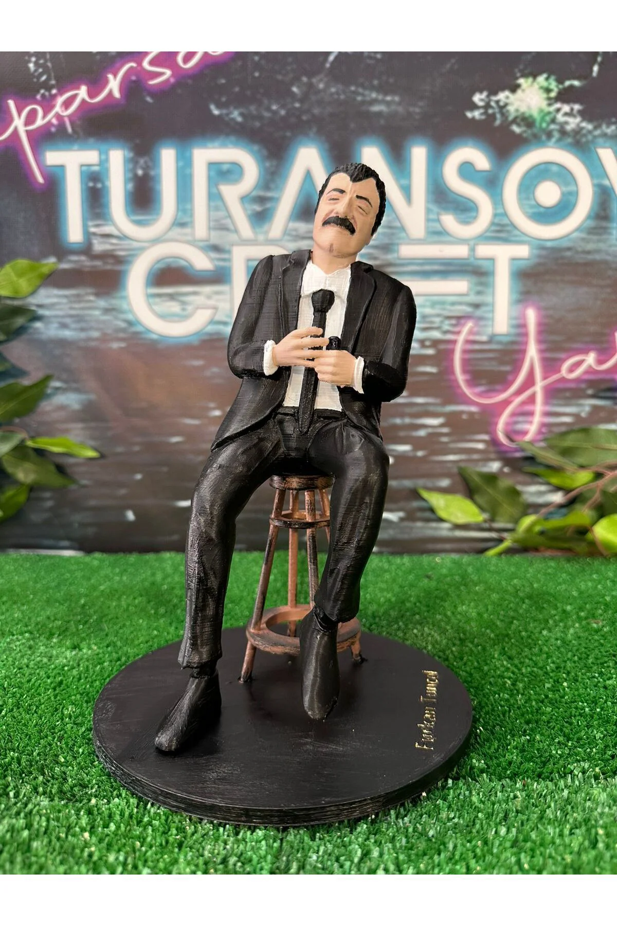 Müslüm Baba Hangimiz Sevmedik Boyalı Figür 20 CM (BÜYÜK BOY)