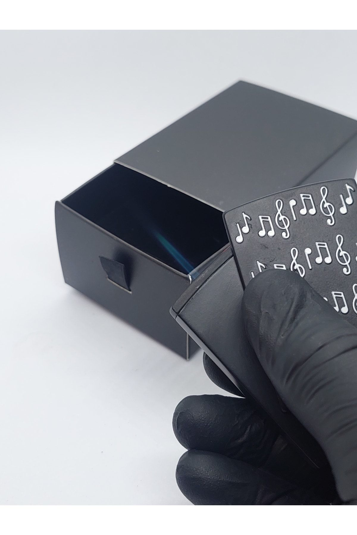 Pnp Müzik Notaları Desenli Metal Rüzgar Çakmağı Müzisyen Çakmağı Hedi