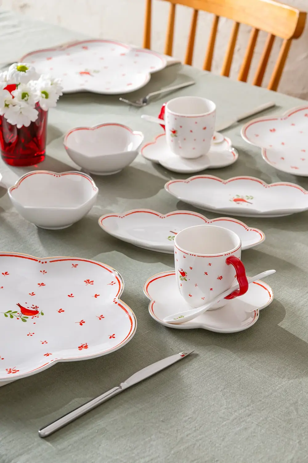 Myna Porselen 32 Parça 6 Kişilik Kahvaltı Takımı