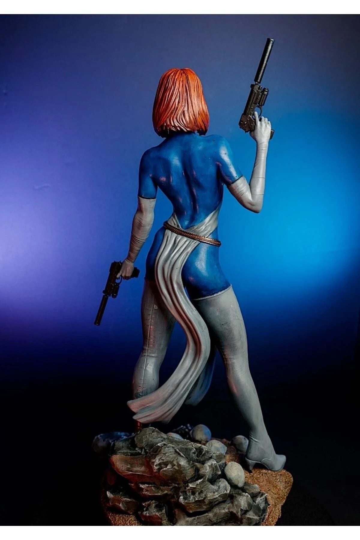 Mystique X-men Double Guns Boyalı Figür 25 Cm (DEV BOY)