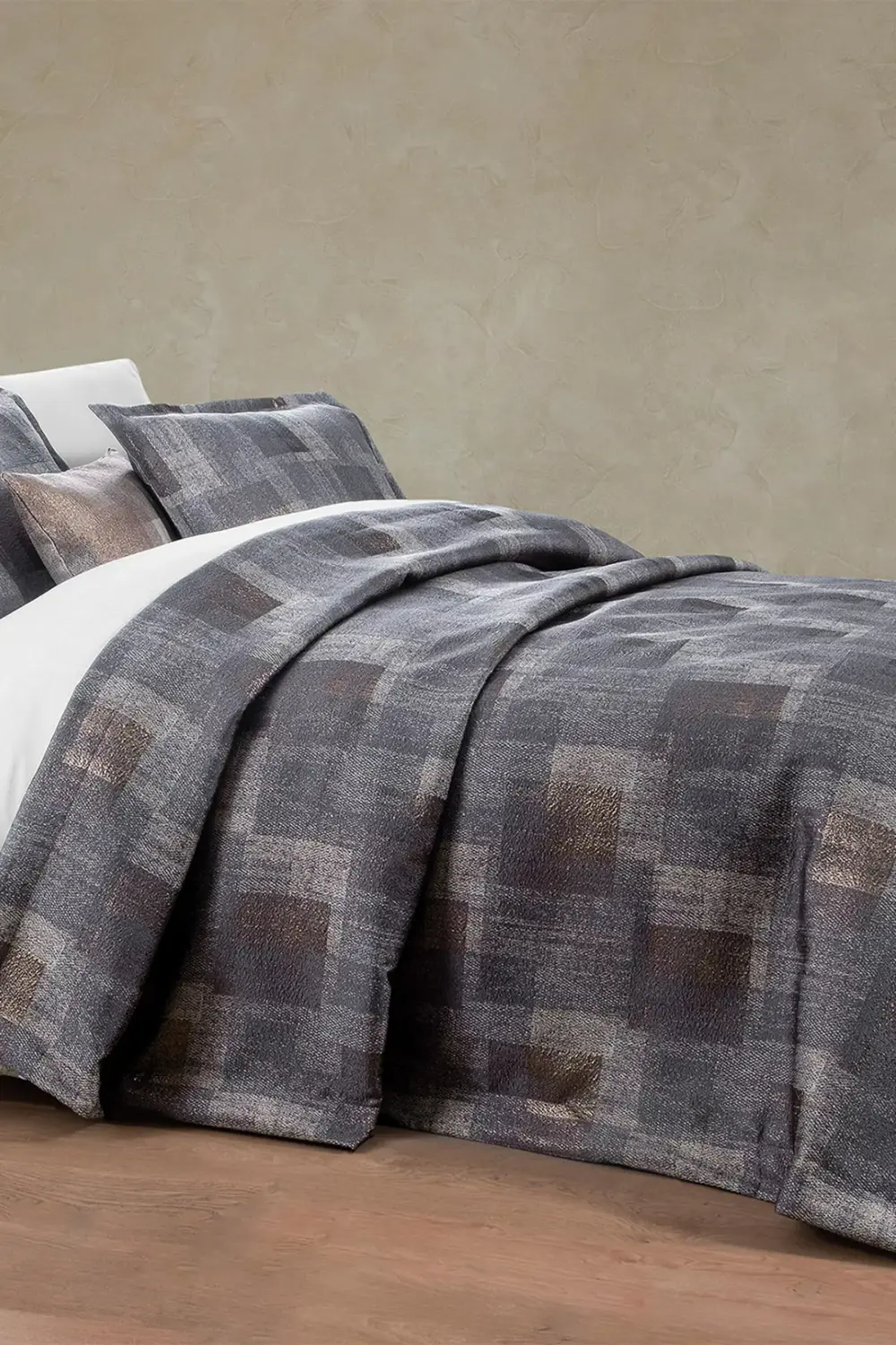 Sarev Nadine Antrasit Çift Kişilik Dekoratif Kırlent Hediyeli Yatak Ört