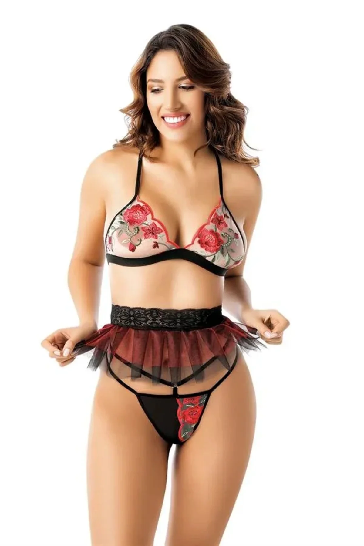 Nakış Detaylı Sütyen Tanga String Takımı Fiyatı, Yorumları ve Özellikleri