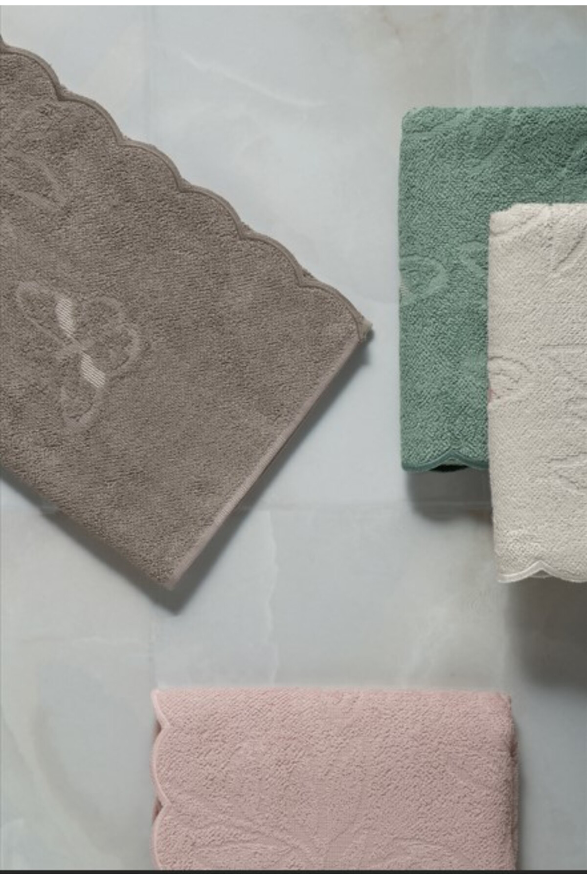 Altınbaşak Nakışlı 4´Lü 50X90 El Havlusu Nabi V2