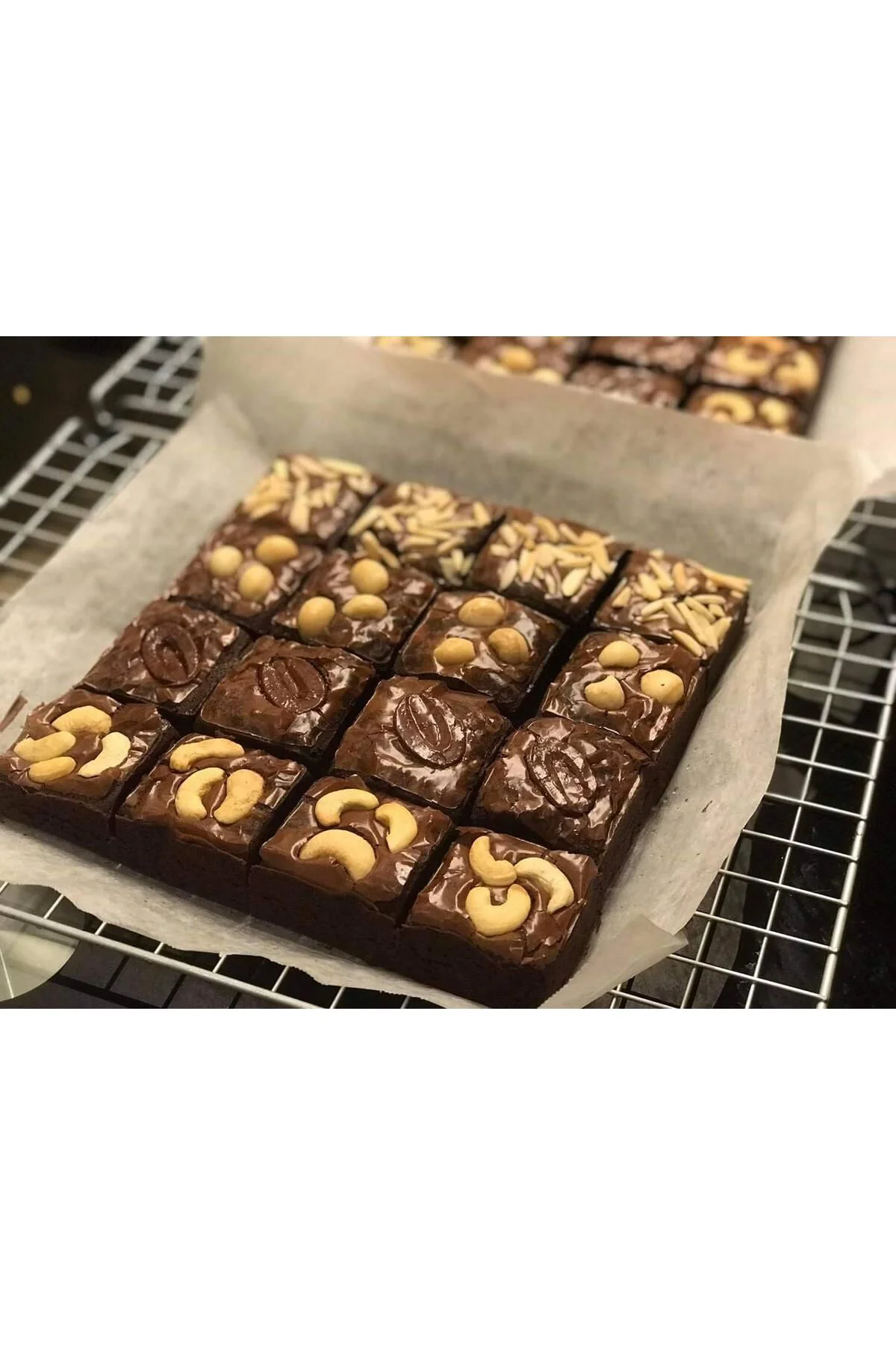 Narkalıp Brownie Kek Kalıbı Çap 25 X 25cm 49 Dilim