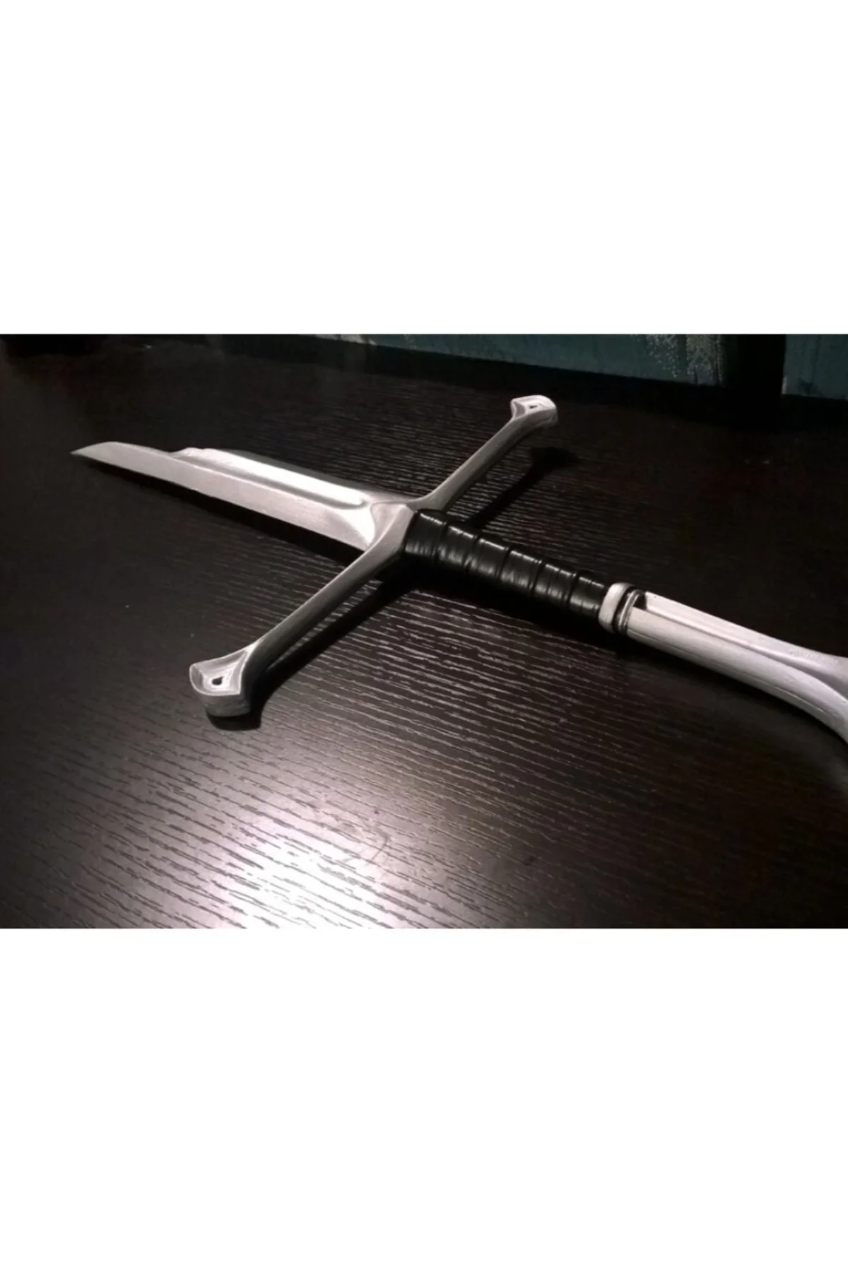 Narsil Isildur'un Kırılan Kılıcı 55 Cm (büyük Boy)