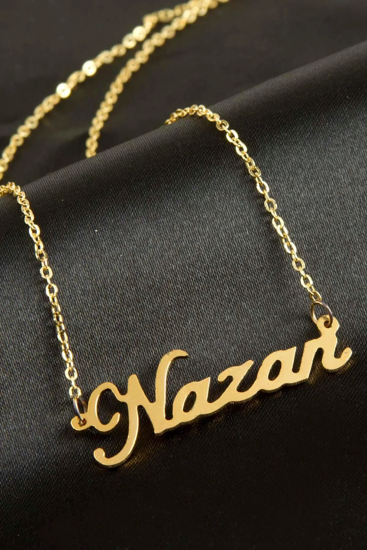 Nazan Isimli Kolye (Kişiye Özel) Nazan Isimli Kolye (Kişiye Özel)