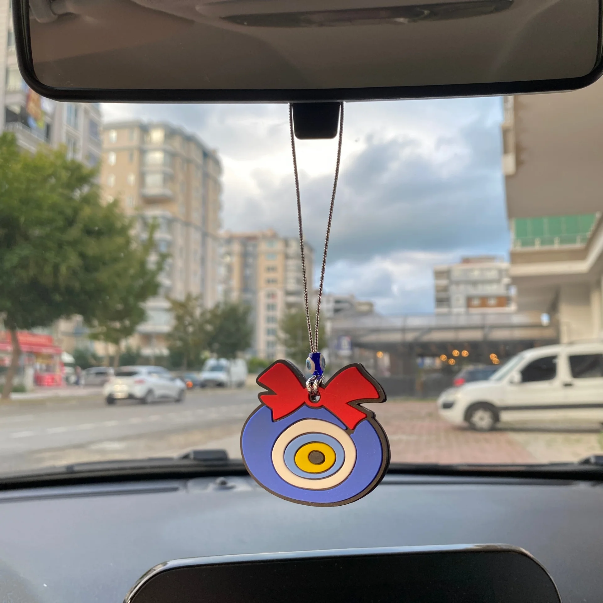 Nazar Boncuklu Silikon Dikiz Ayna Süsü Fiyatı, Yorumları ve Özellikleri