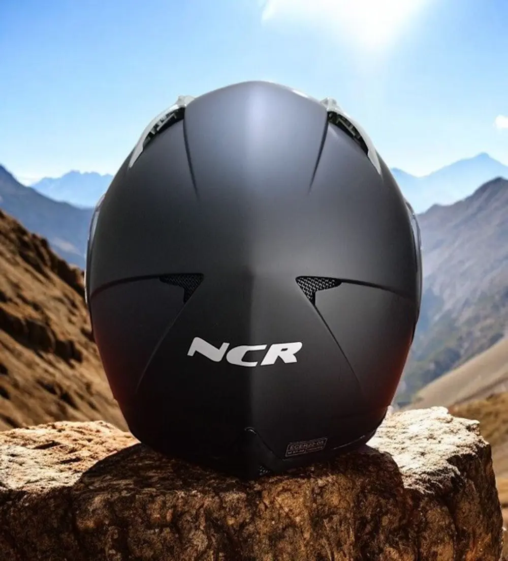 NCR-158 ÇENE AÇILIR GÖZLÜKLÜ E-CE BELGELİ KASK MAT SİYAH