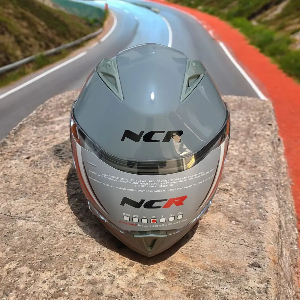 NCR-158 ÇENE AÇILIR GÖZLÜKLÜ E-CE BELGELİ KASK NARDO GRİ