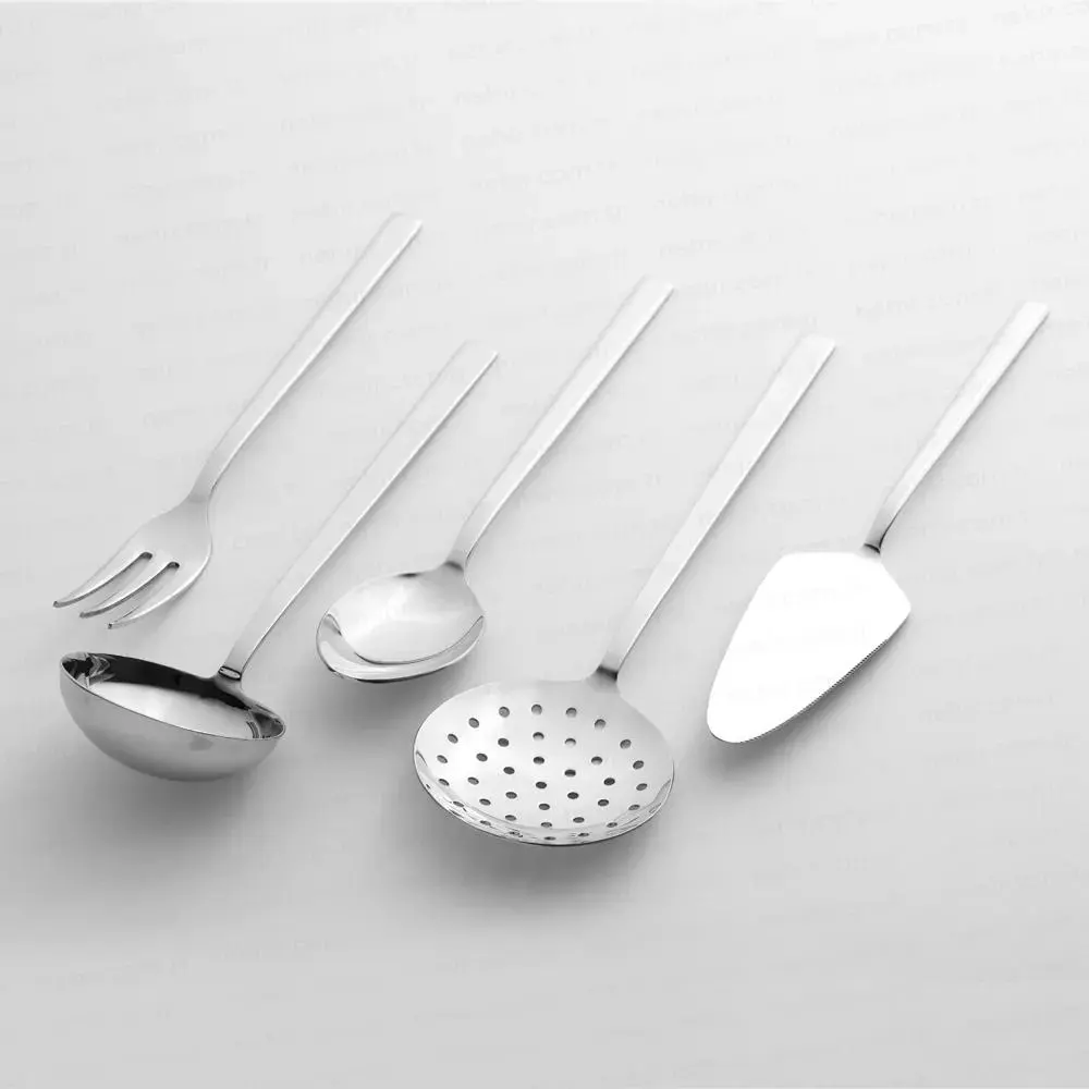 Nehir Dalyan Sade 5 Parça Çelik Servis Takımı Nehir Dalyan Sade 5 Parça Çelik Servis Takımı