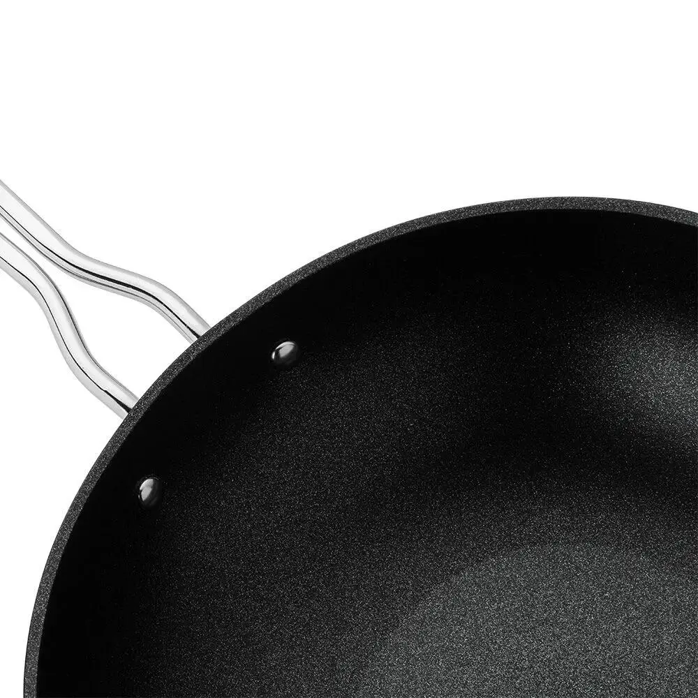 Nehir Galaxy Titanium Siyah Wok Tava 28 Cm Nehir Galaxy Titanium Siyah Wok Tava 28 Cm
