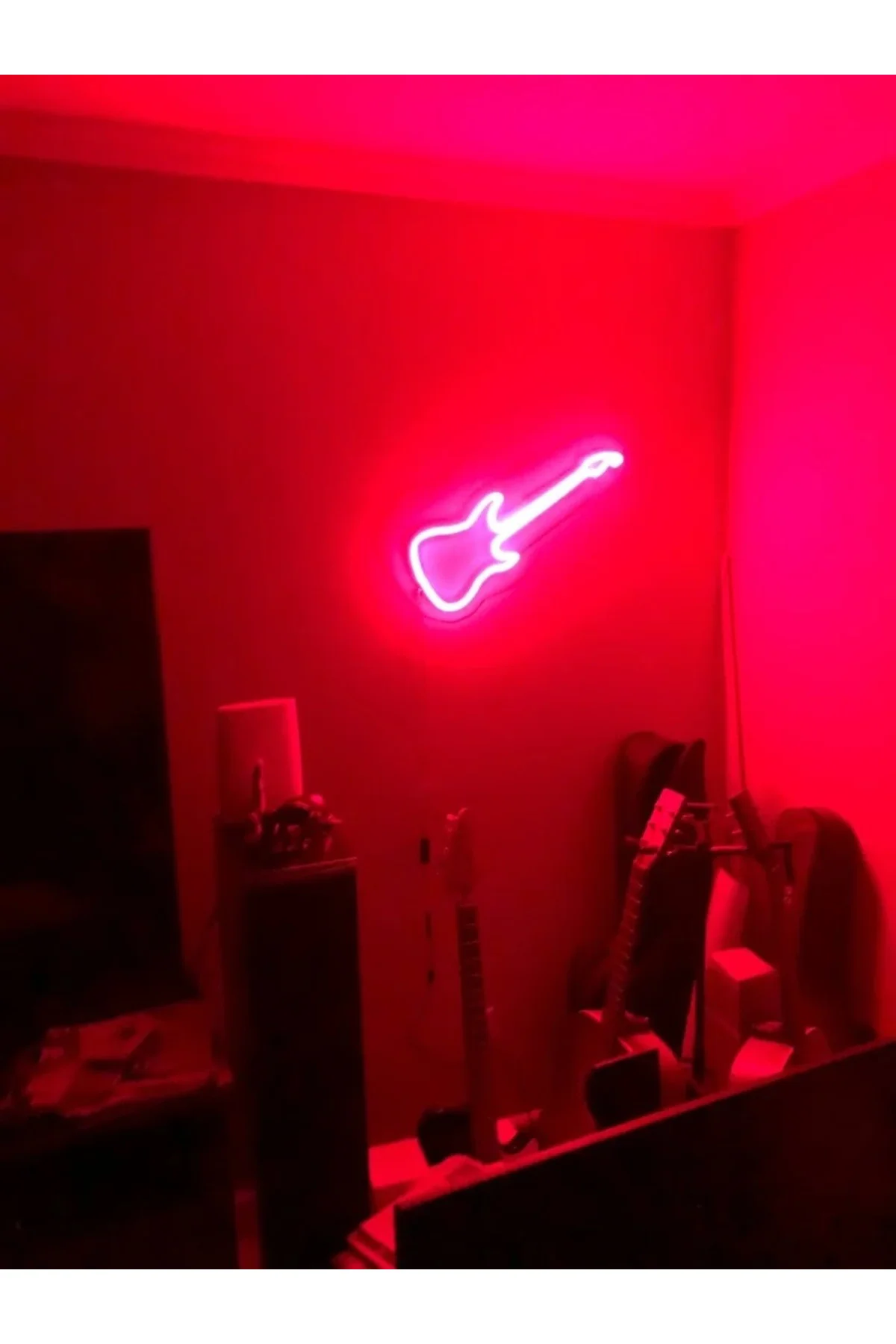 Neon Işıklı Gitar