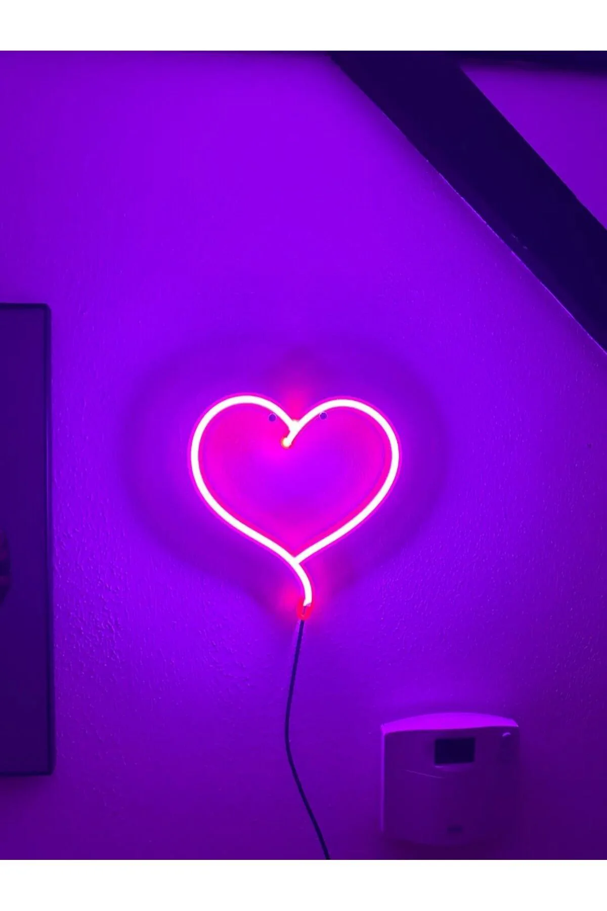 NEON IŞIKLI KALP