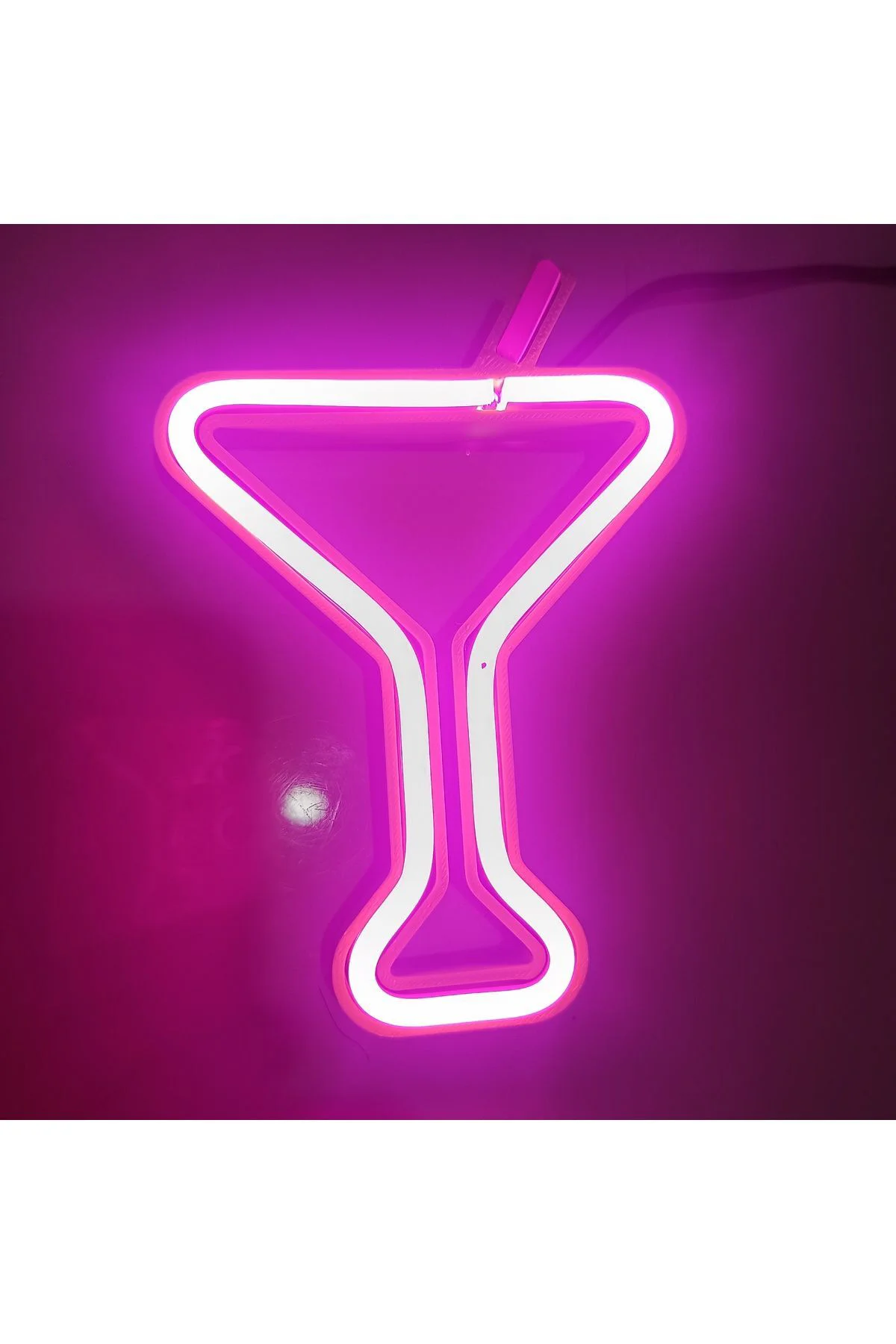 NEON IŞIKLI KOKTEYL