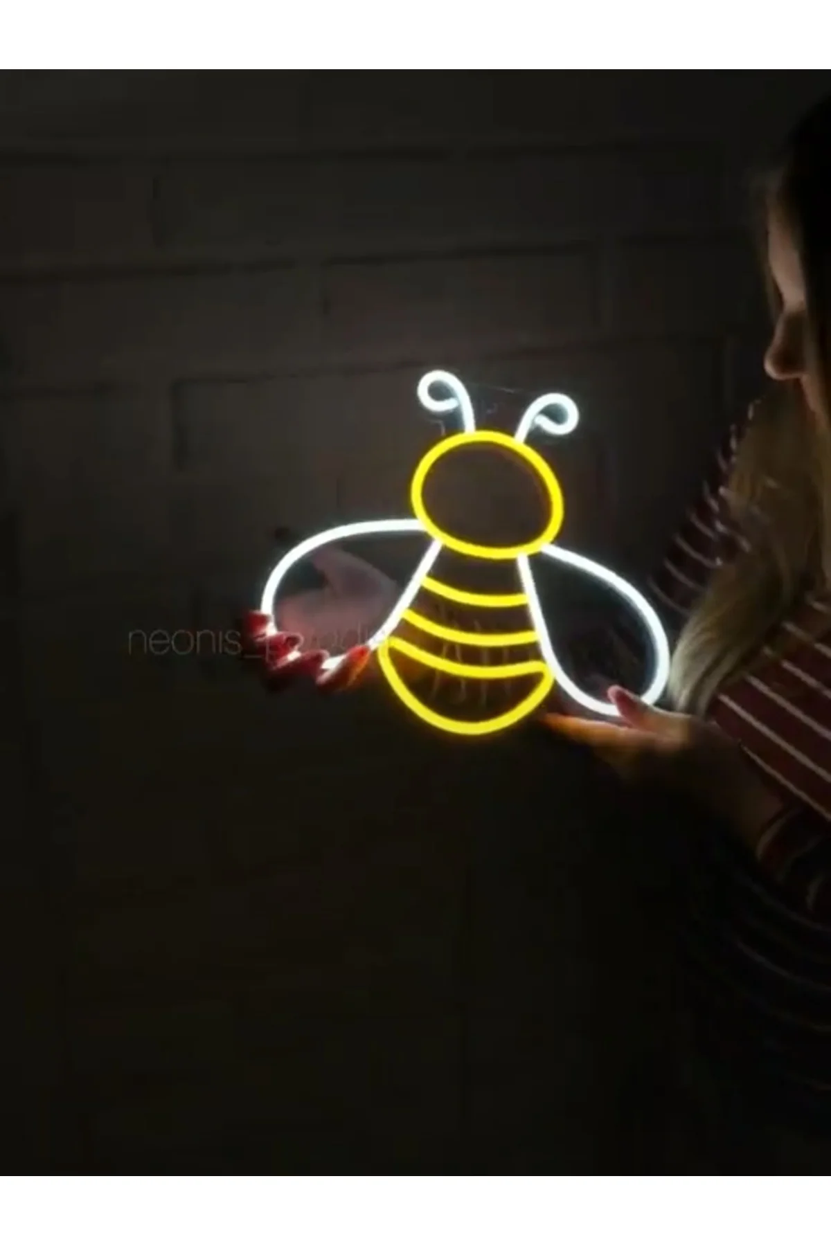 NEON LED IŞIKLI ARI DUVAR TABLO