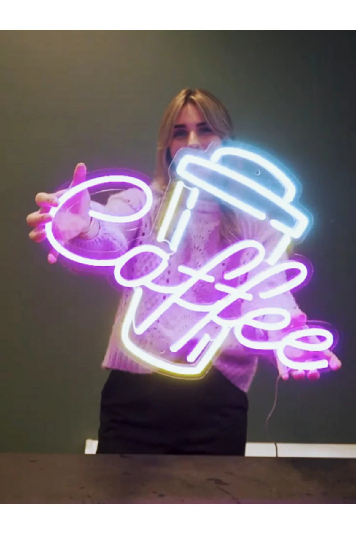 NEON LED IŞIKLI CAFE, CAFFOE