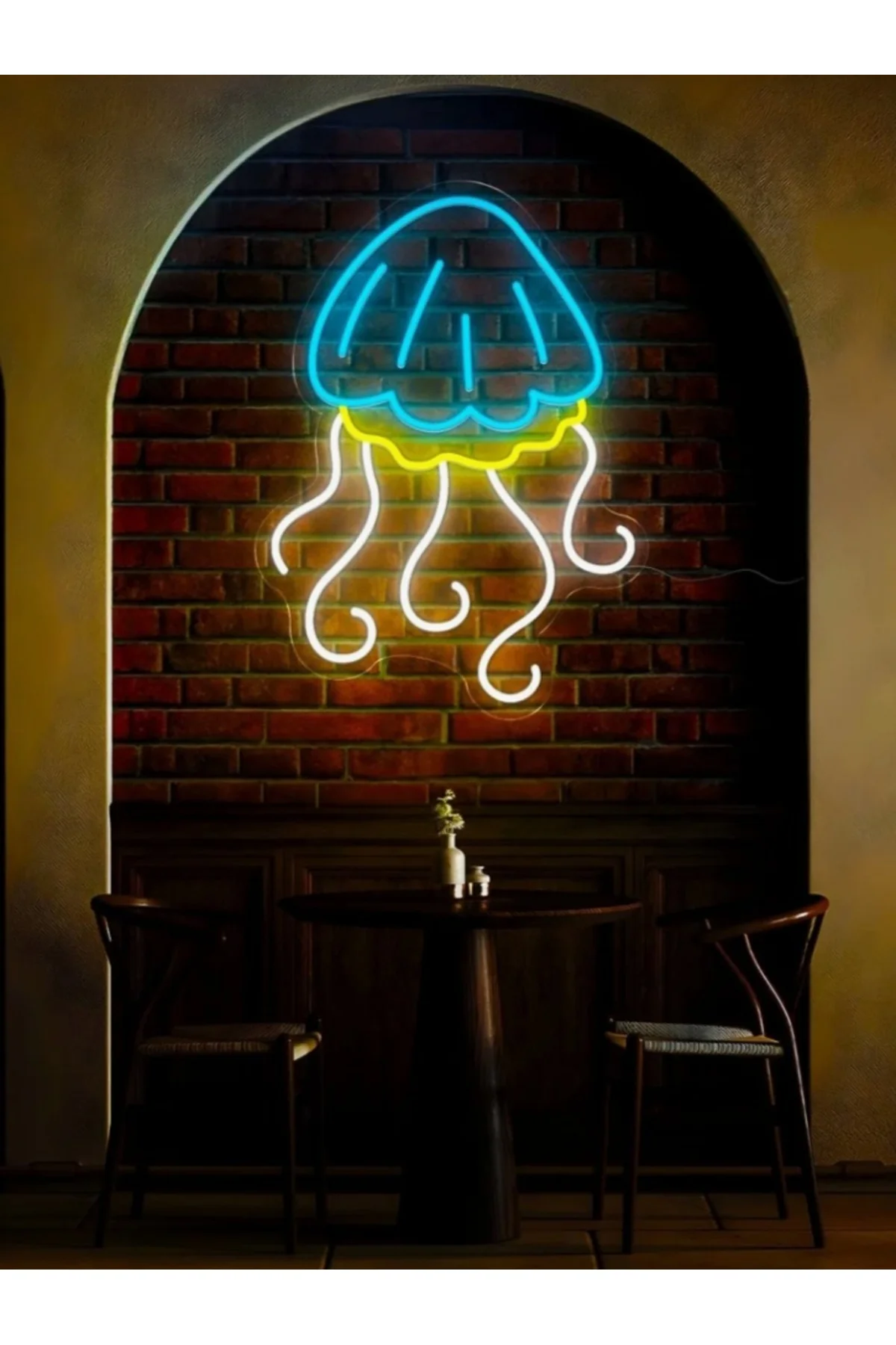 NEON LED IŞIKLI DENİZ ANASI