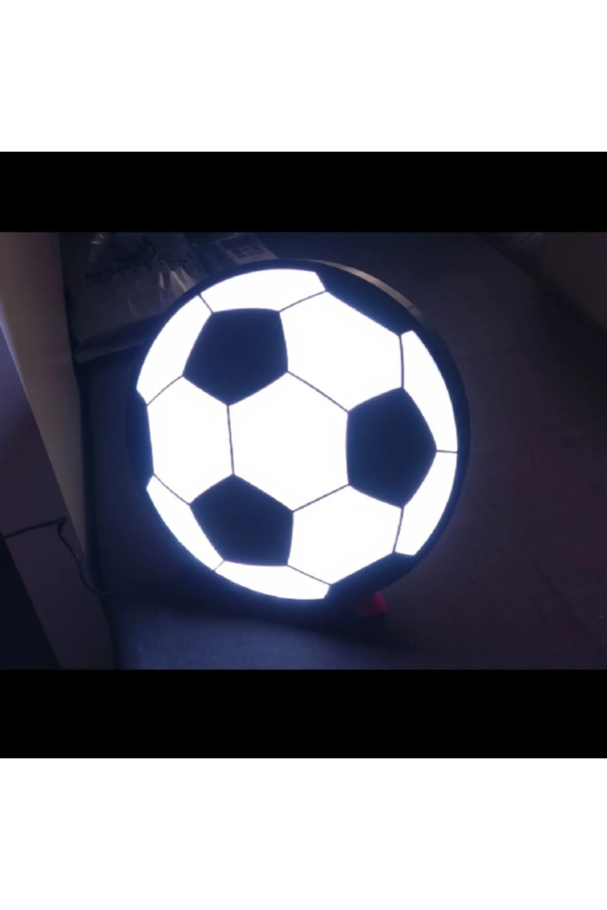 Neon Led Işıklı Futbol Topu