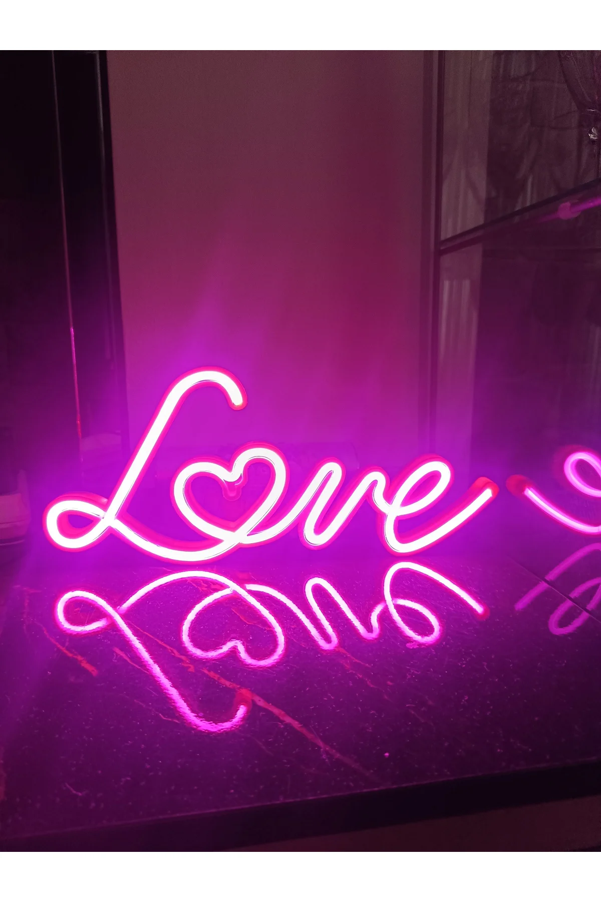 Neon Led Işıklı Kalp Love Duvar Dekorasyon Tablosu