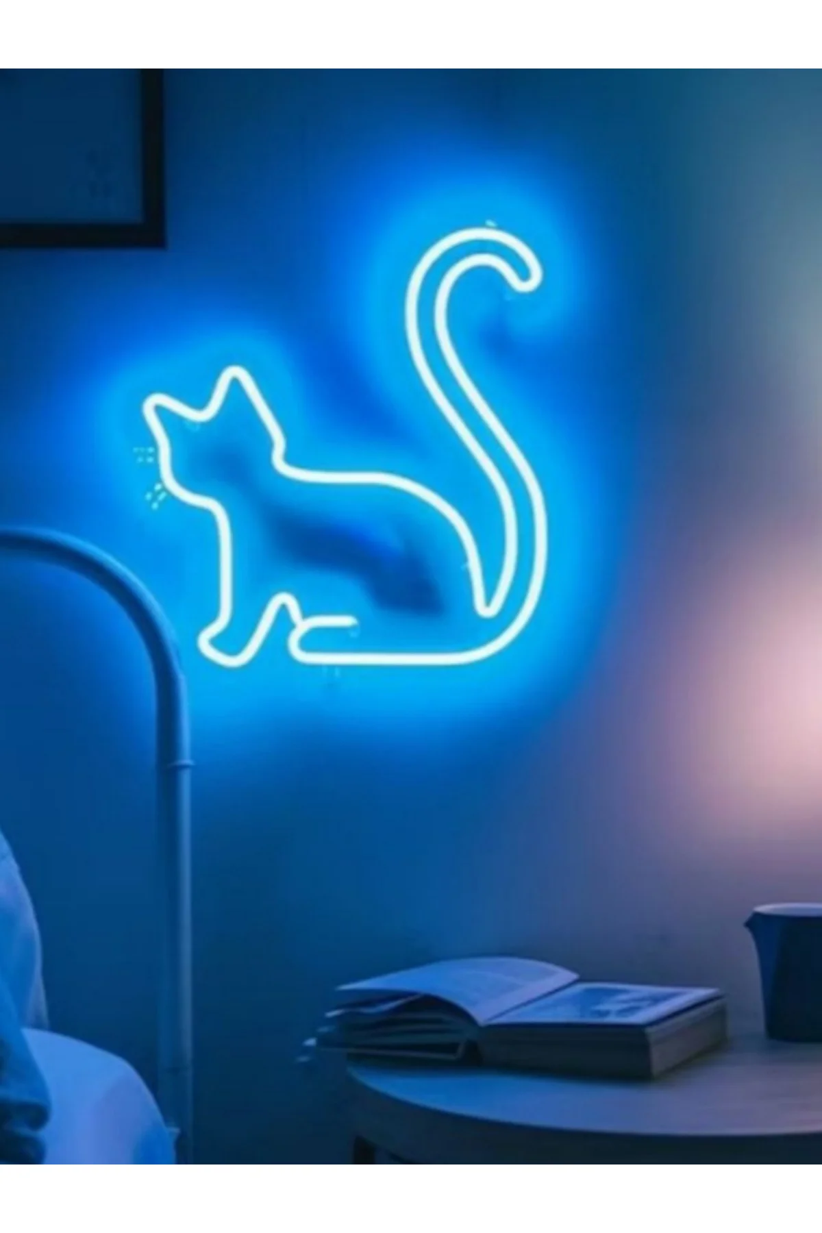 NEON LED IŞIKLI KEDİ