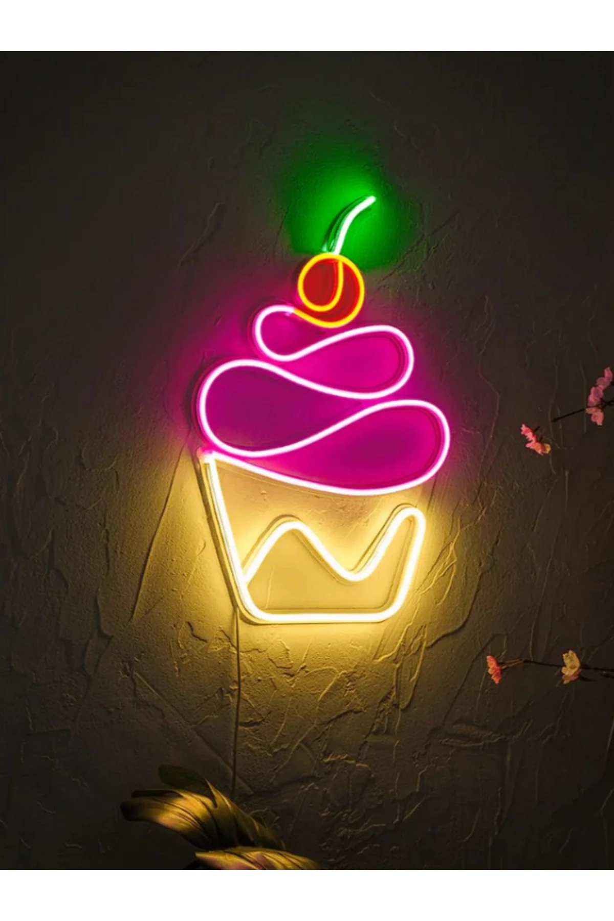 Neon Led Işıklı Pasta