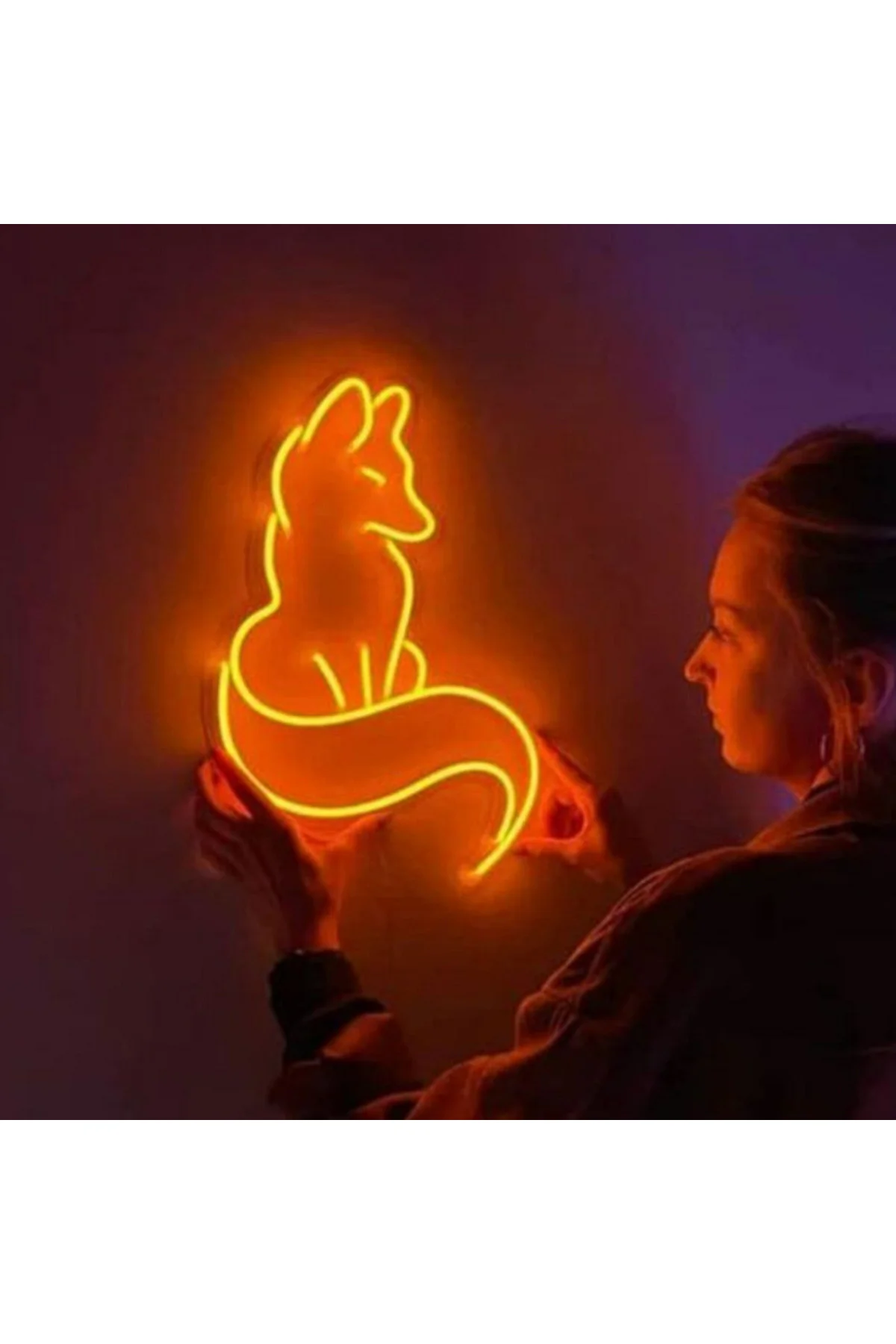 NEON LED IŞIKLI TİLKİ