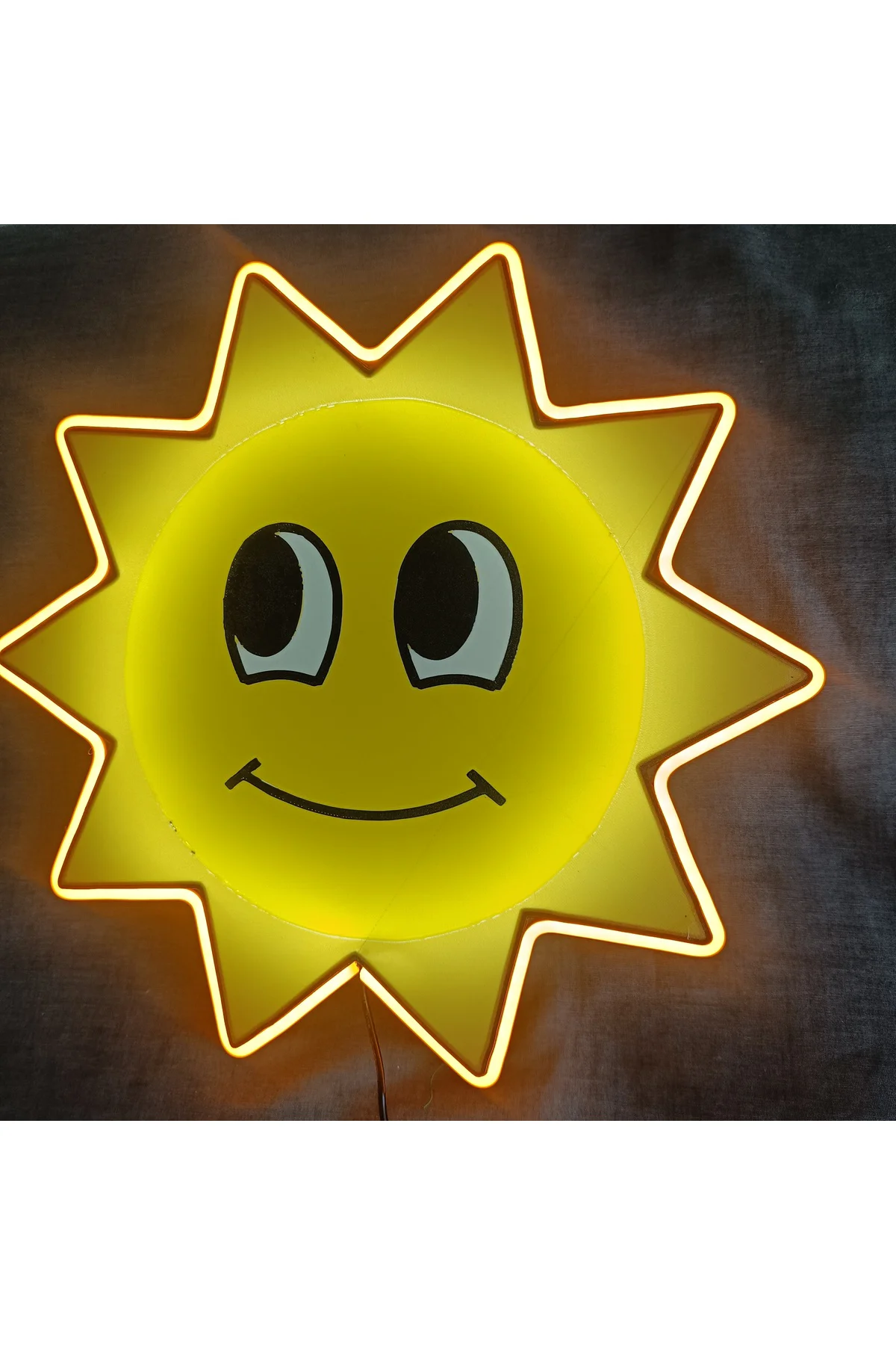 NEON POP ART GÜNEŞ EMOJİ