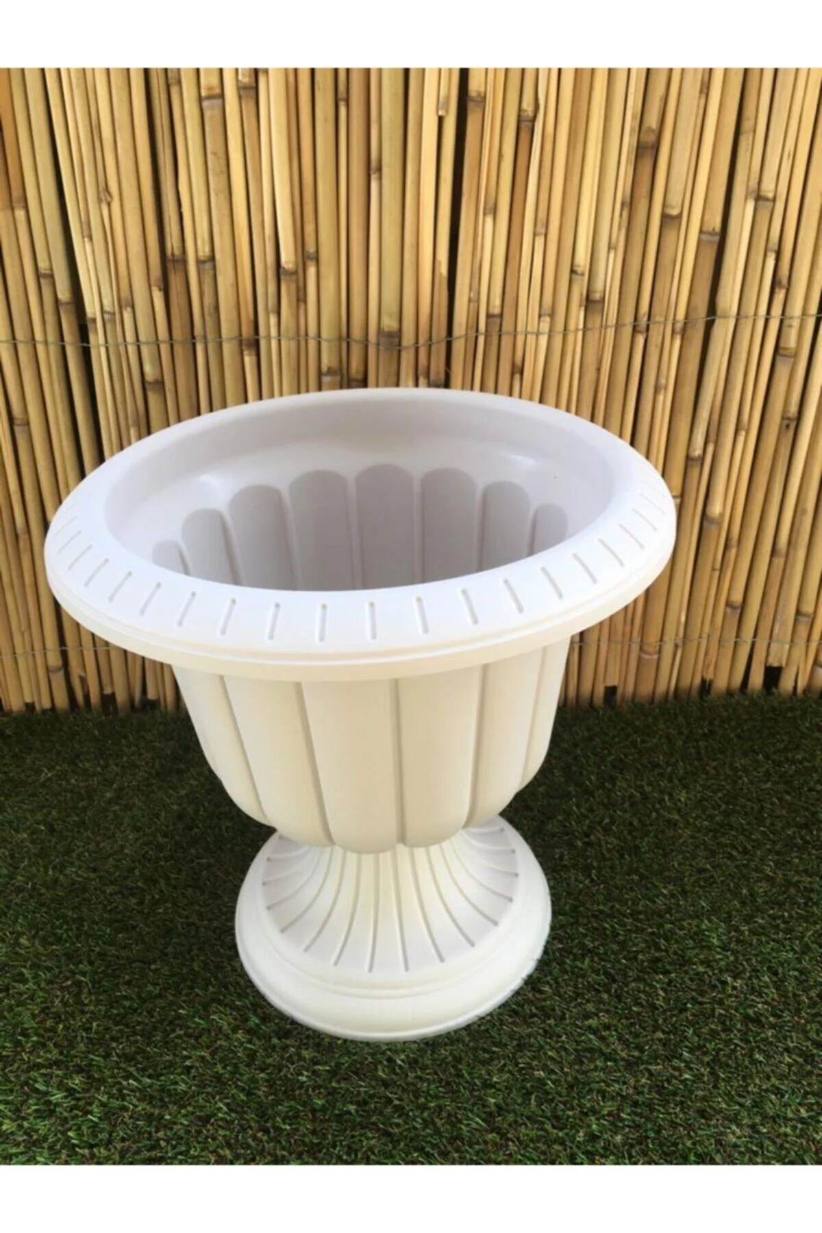 Nergis Saksı Krem 35x43 Cm 9,8 Lt Krem Saksı Ayaklı Saksı Plastik Saksı Çiçek Saksısı Bahçe Saksısı - Görsel 2
