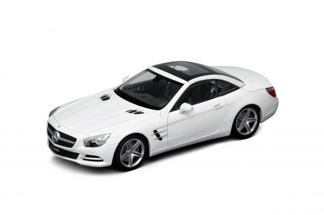 Nessiworld 18046 WELLY 1 18 MERCEDES BENZ SL500 HARD